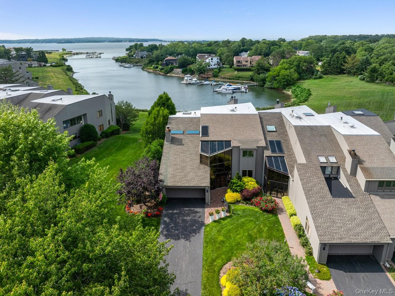 15 Harbour Point Drive thumbnail 2