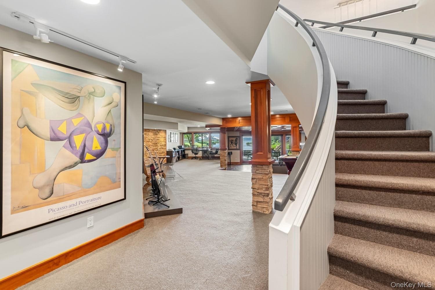 15 Harbour Point Drive thumbnail 38