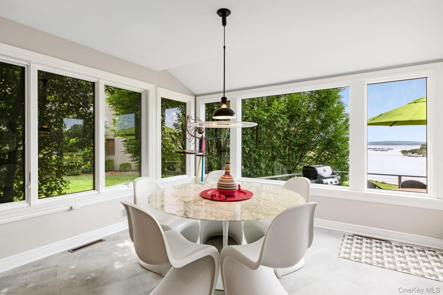 15 Harbour Point Drive thumbnail 18