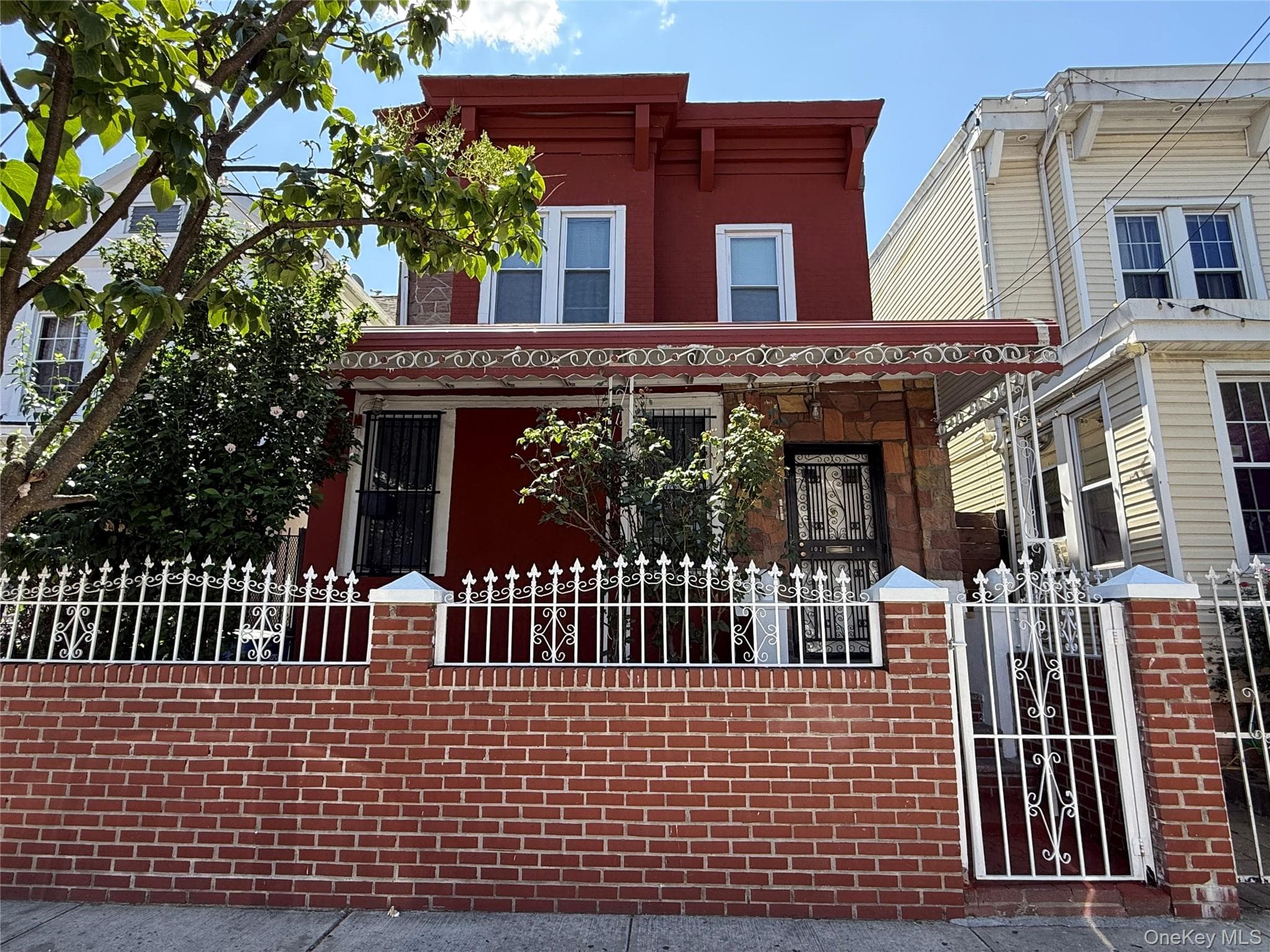 102-08 39th Avenue, Corona