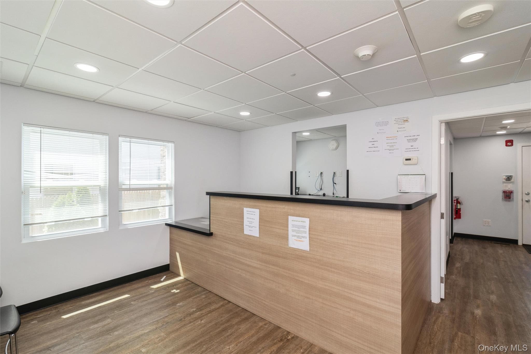 976 Roanoke Avenue thumbnail 10