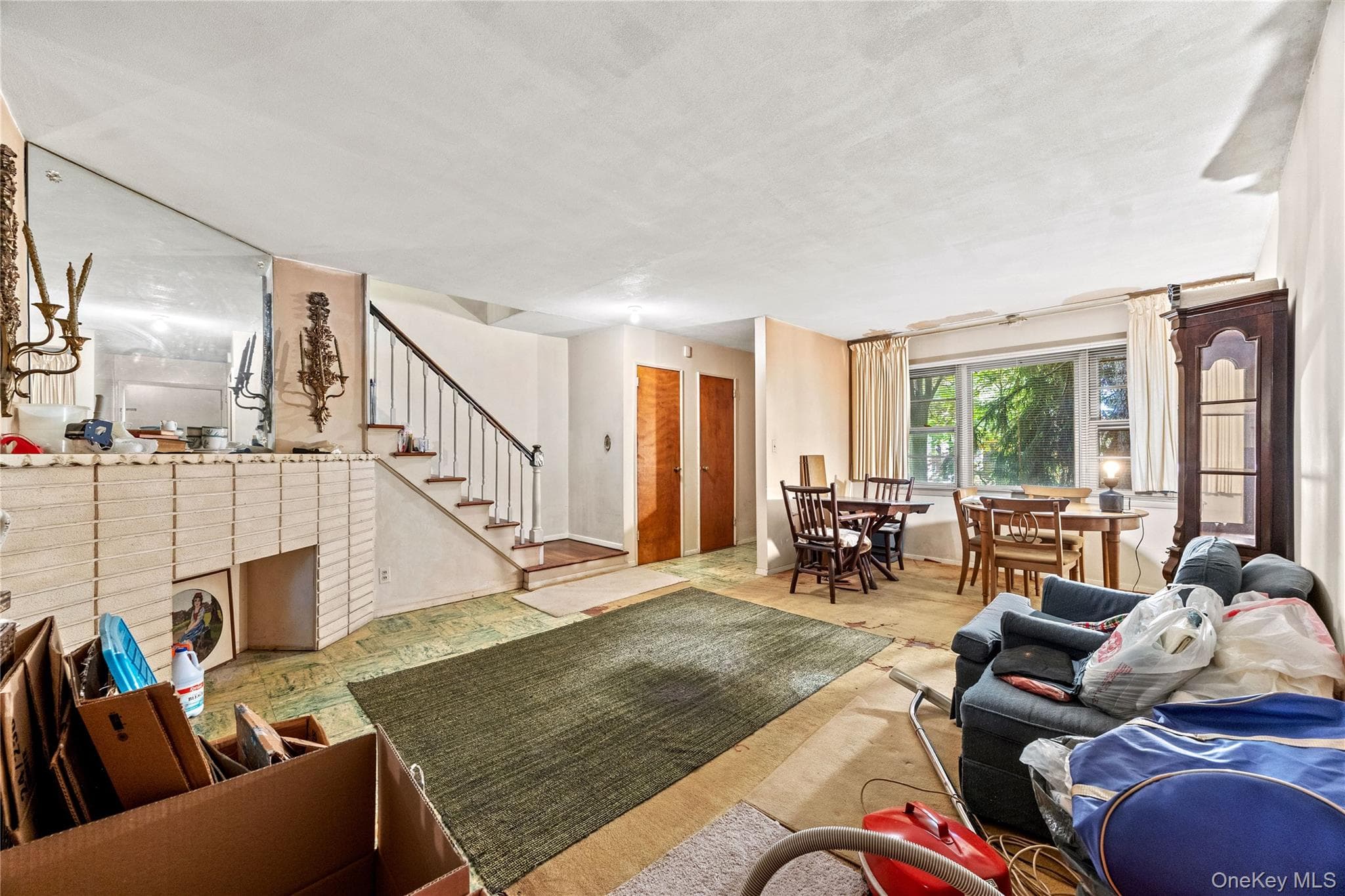 58 Claremont Avenue thumbnail 3
