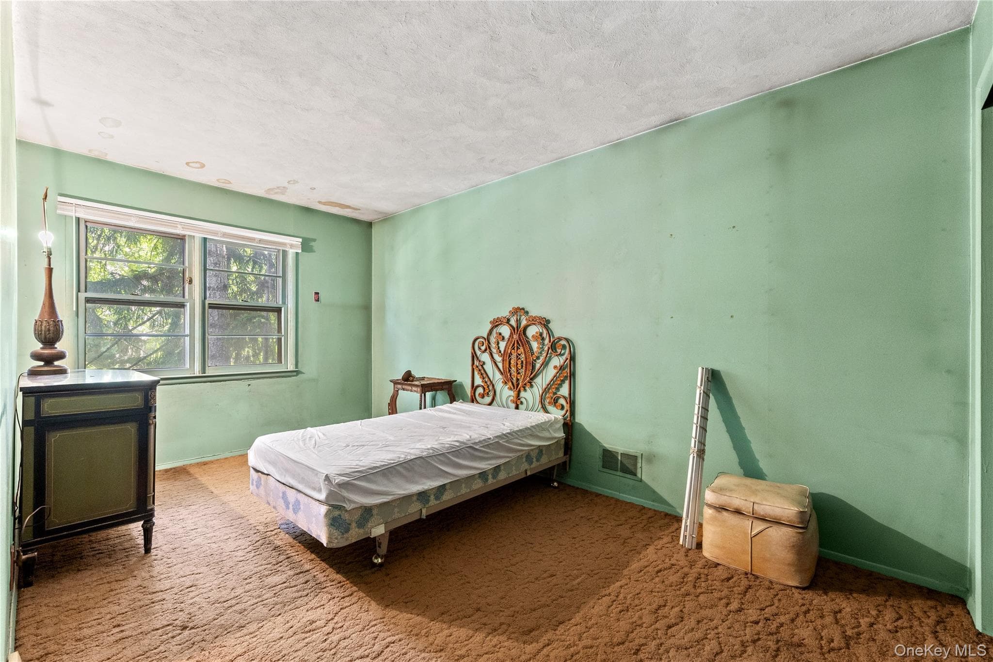 58 Claremont Avenue thumbnail 12