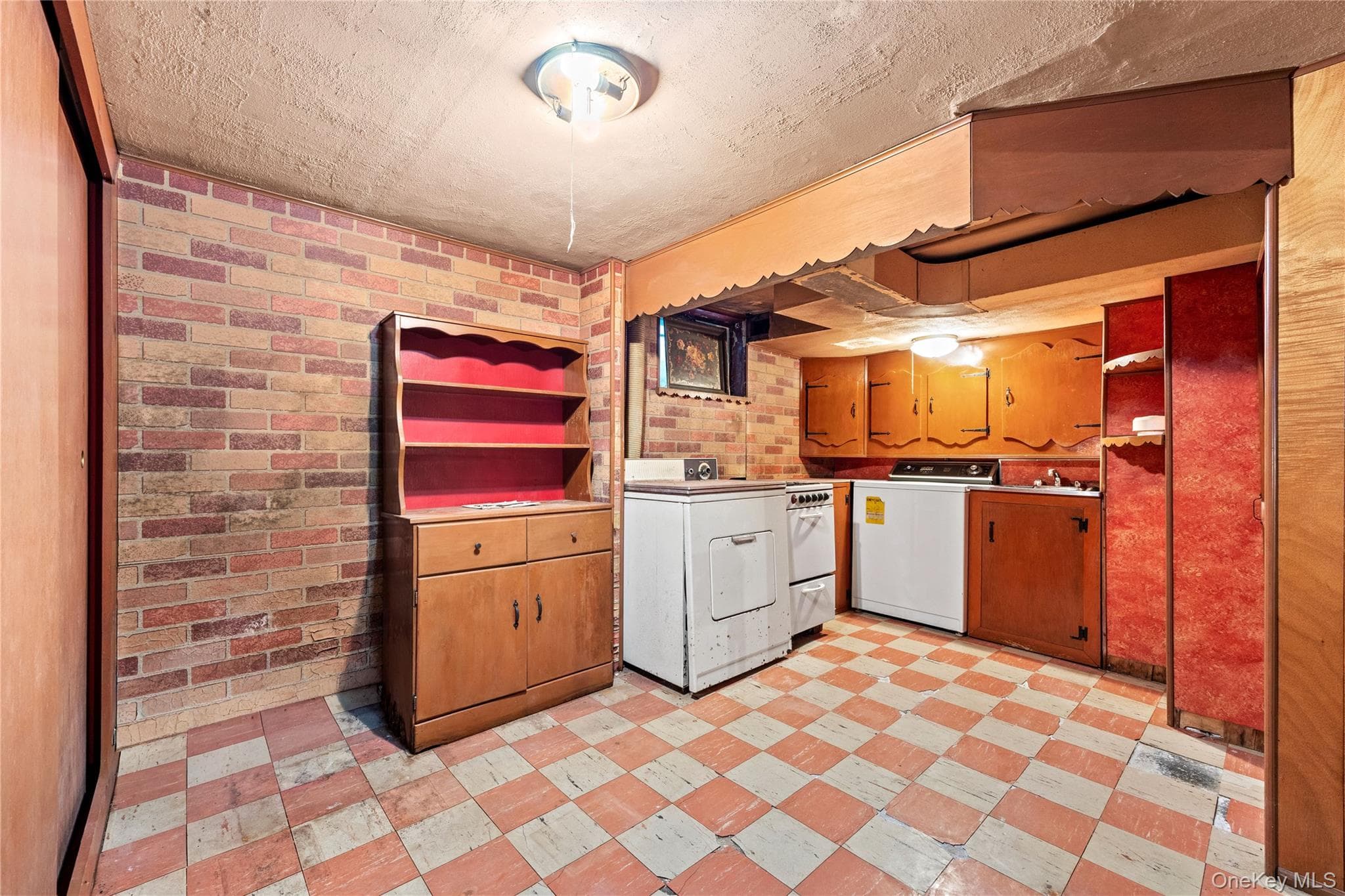 58 Claremont Avenue thumbnail 18