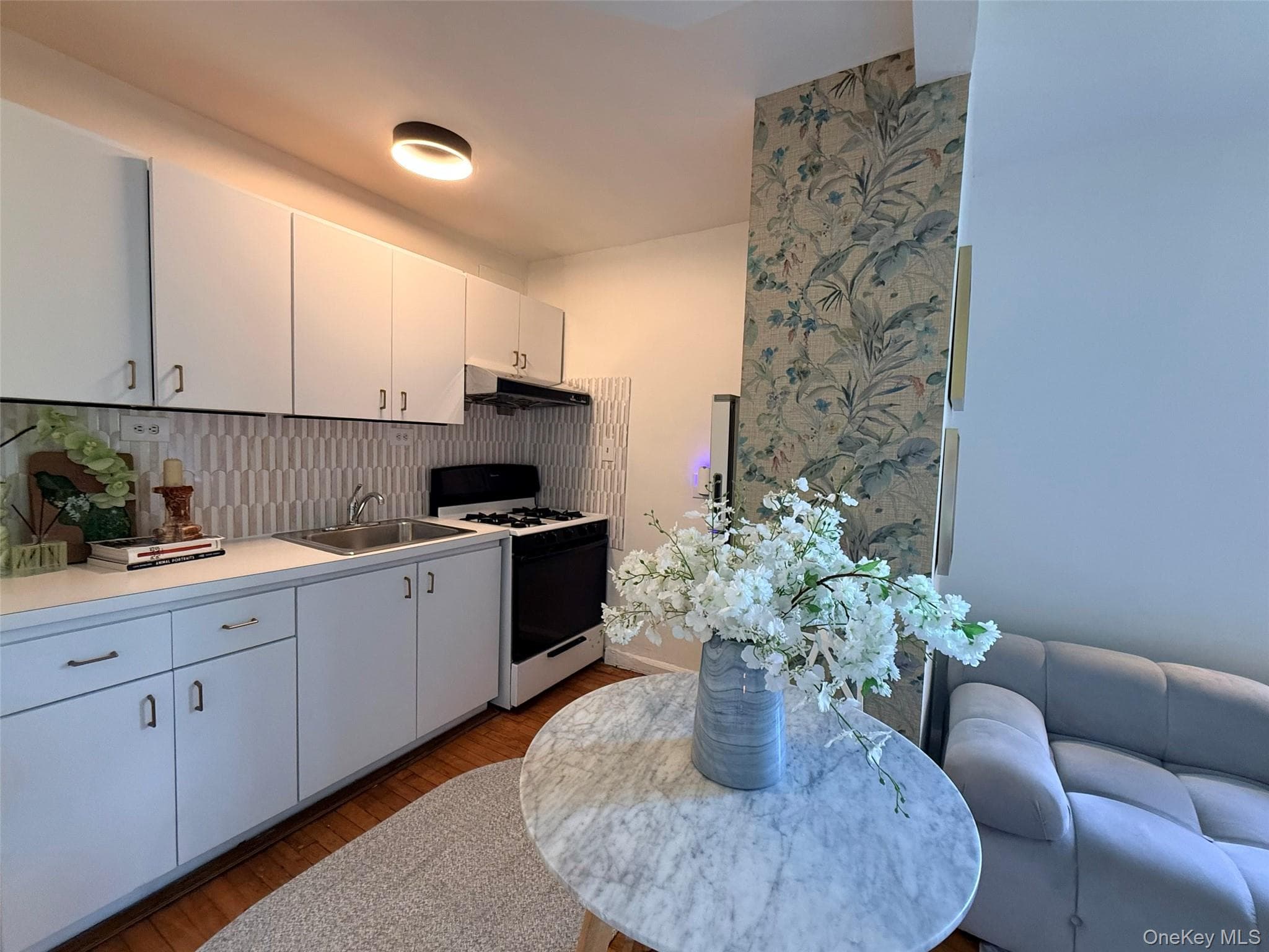 144-44 41st Avenue Unit: 5J thumbnail 3