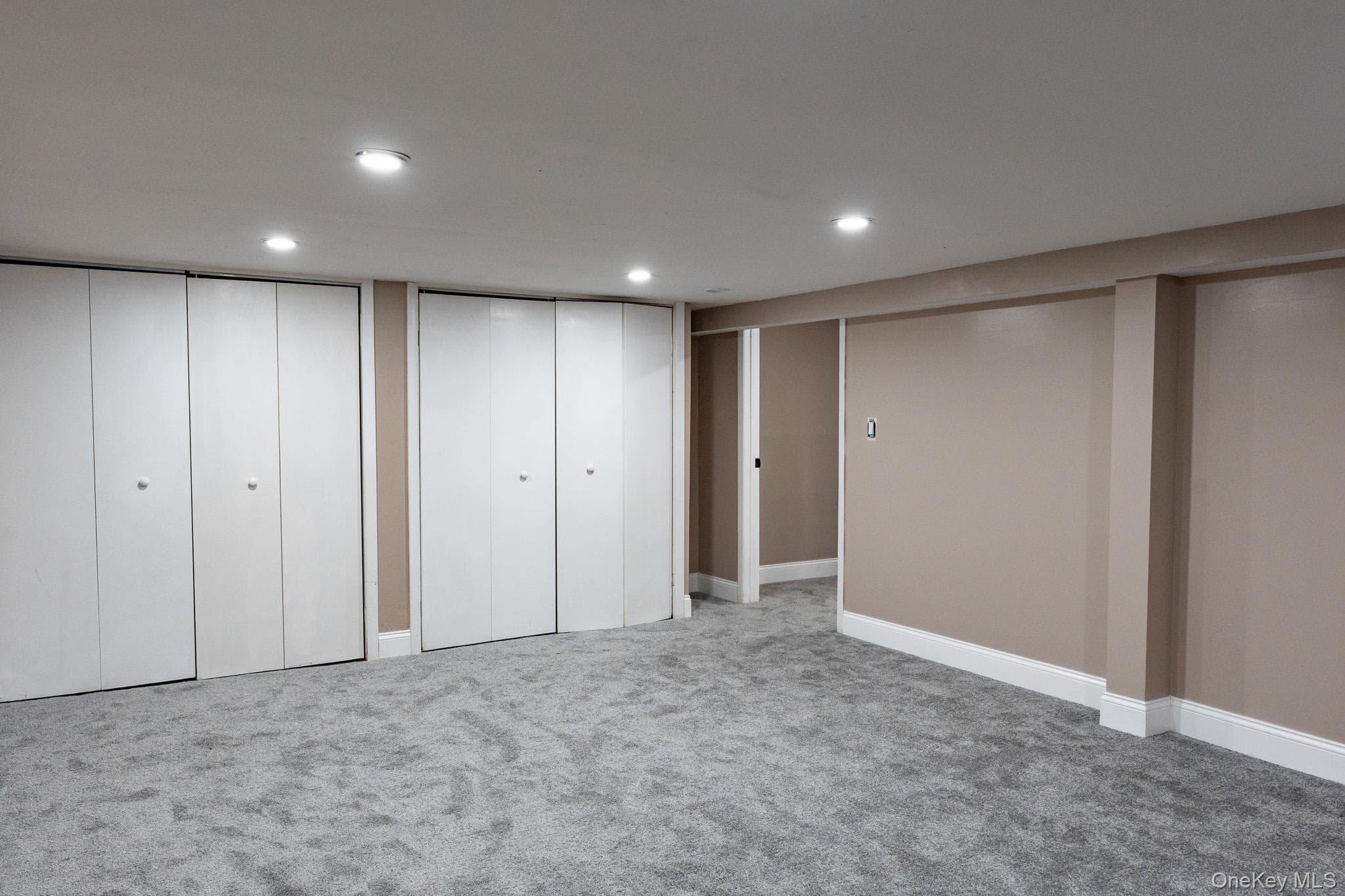 105 Glen Way thumbnail 30