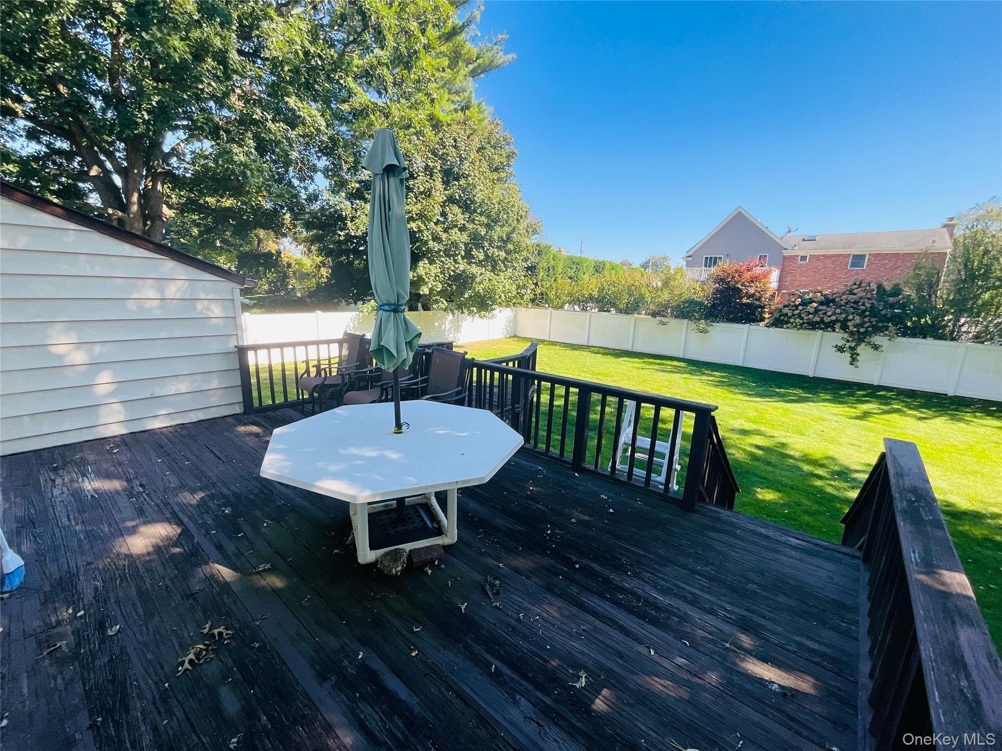 2306 Fowler Street thumbnail 31