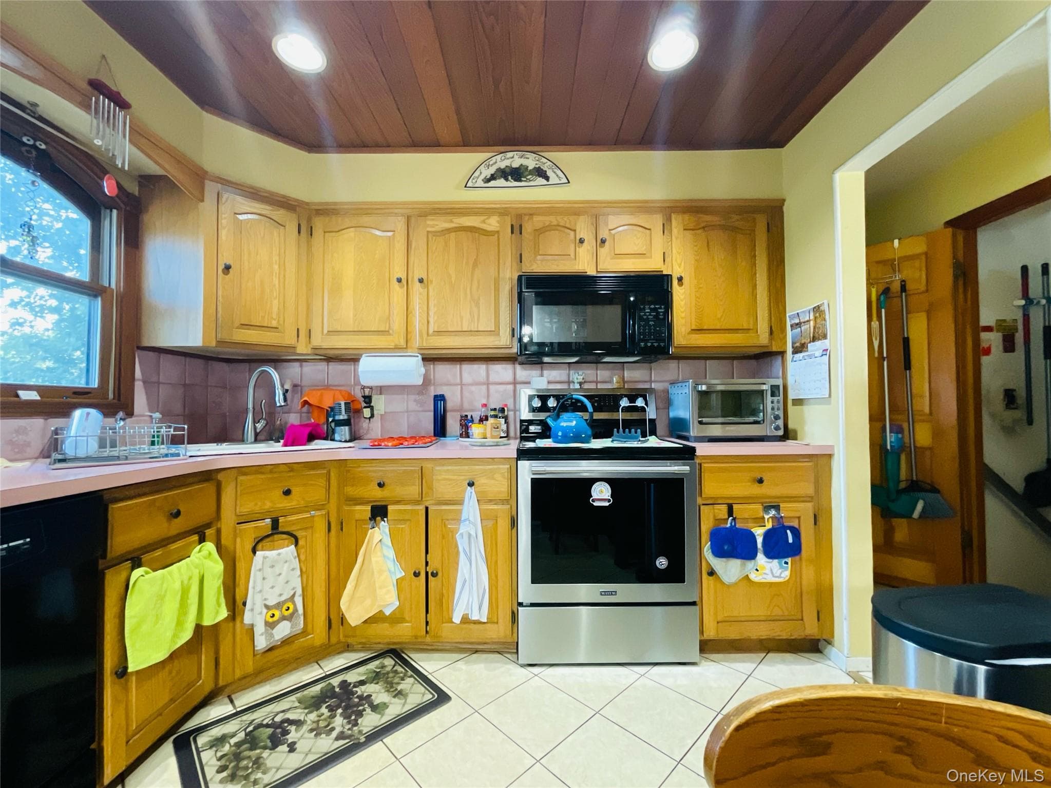 2306 Fowler Street thumbnail 4