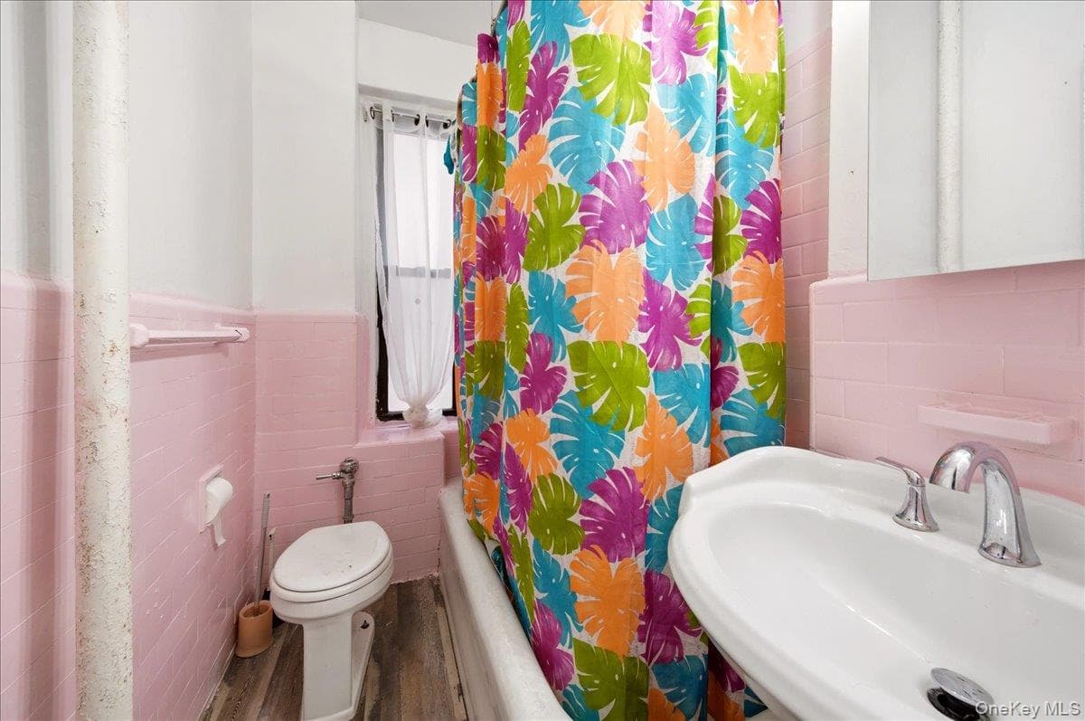 1974 Lafontaine Avenue Unit: 2E thumbnail 9