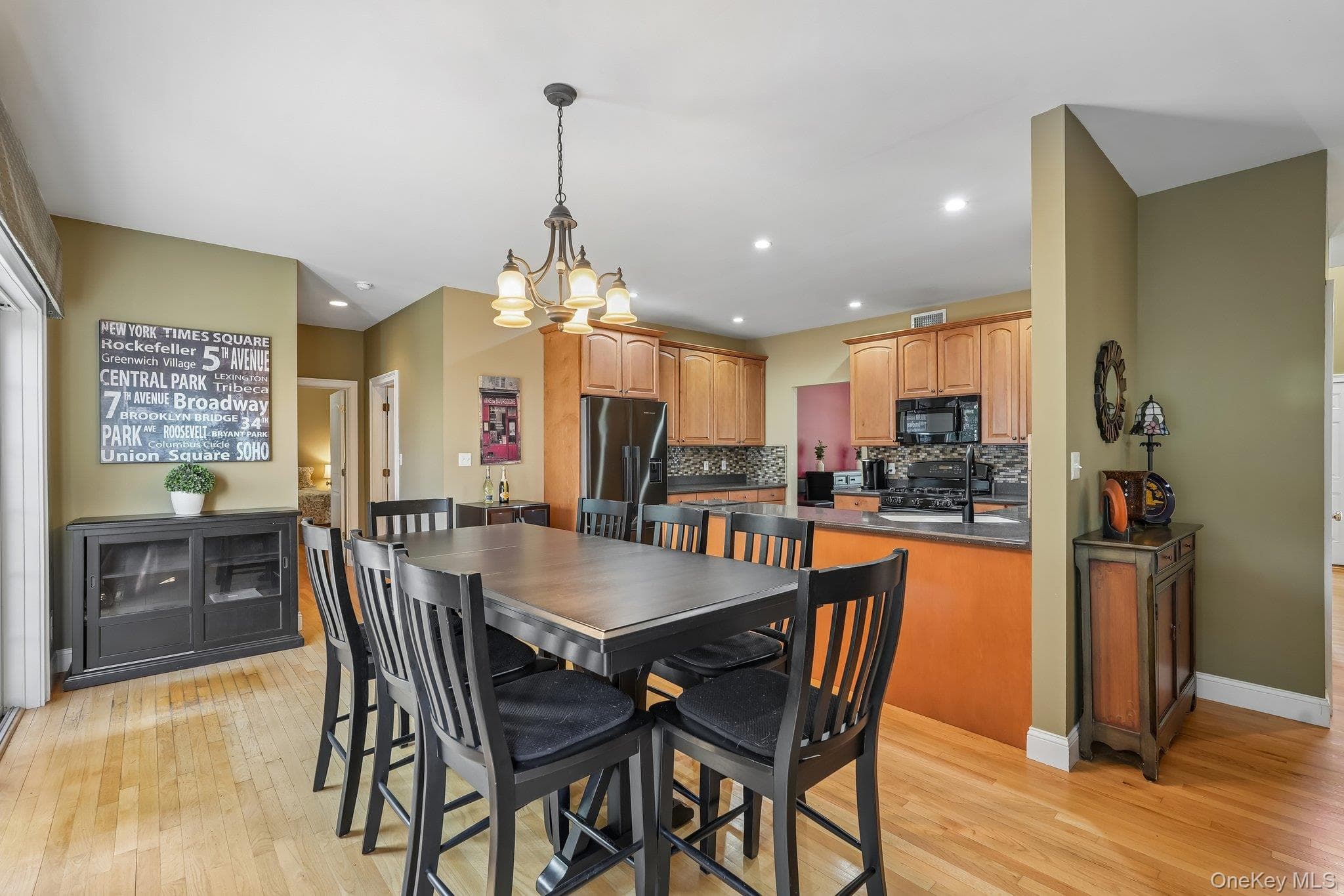 110 Winding Brook Court thumbnail 12