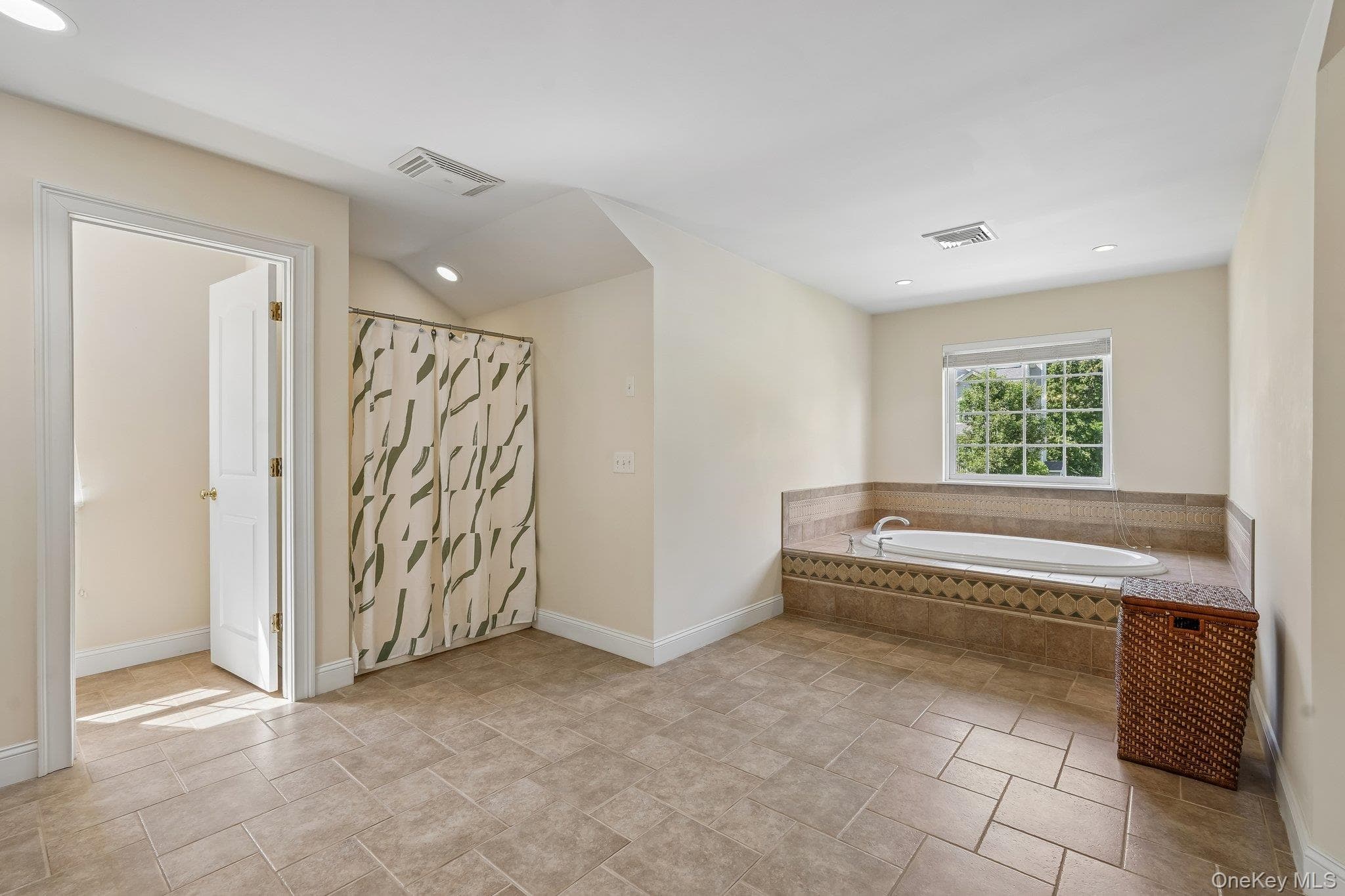 110 Winding Brook Court thumbnail 41