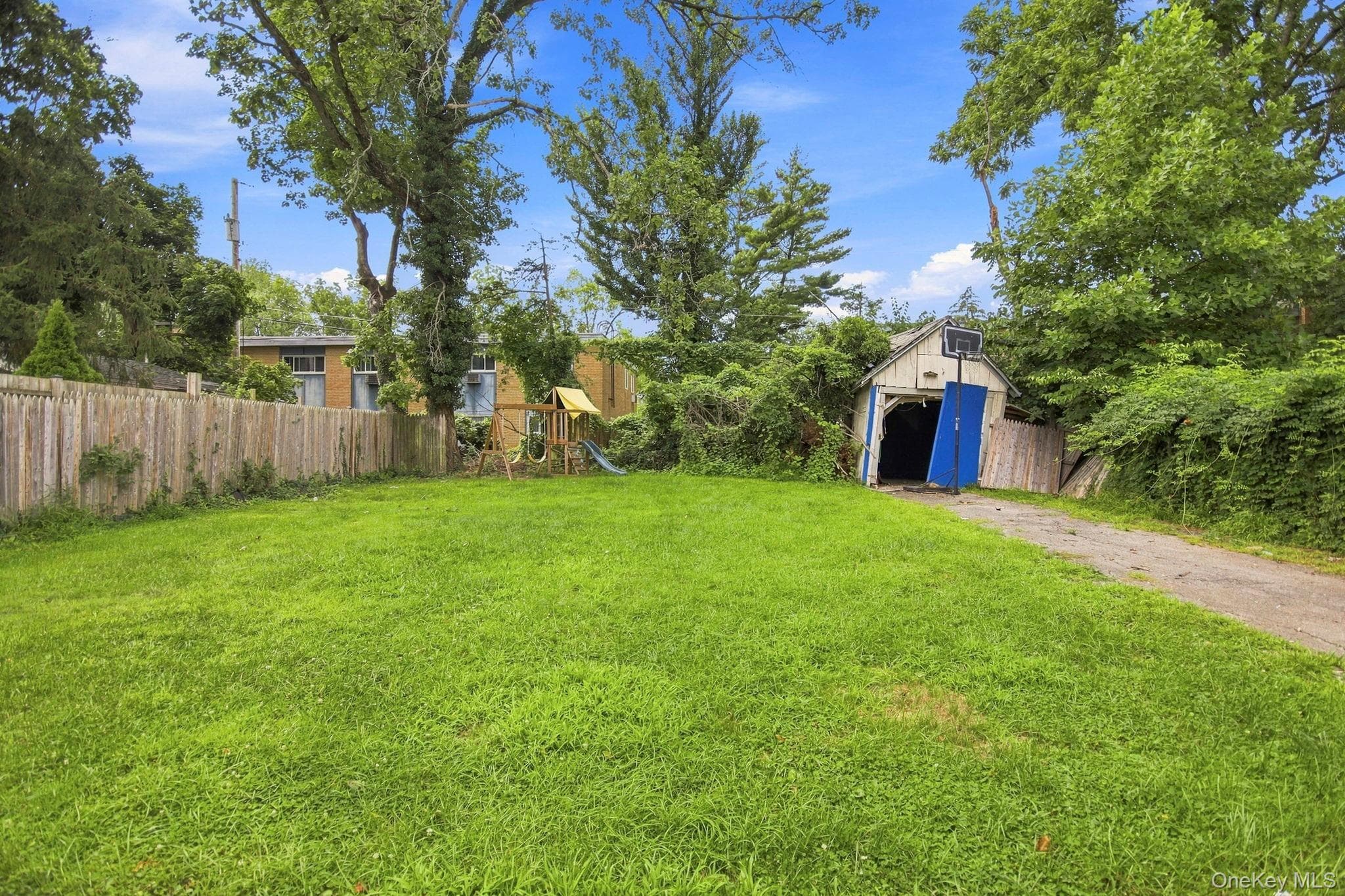 173 S Cherry Street thumbnail 29