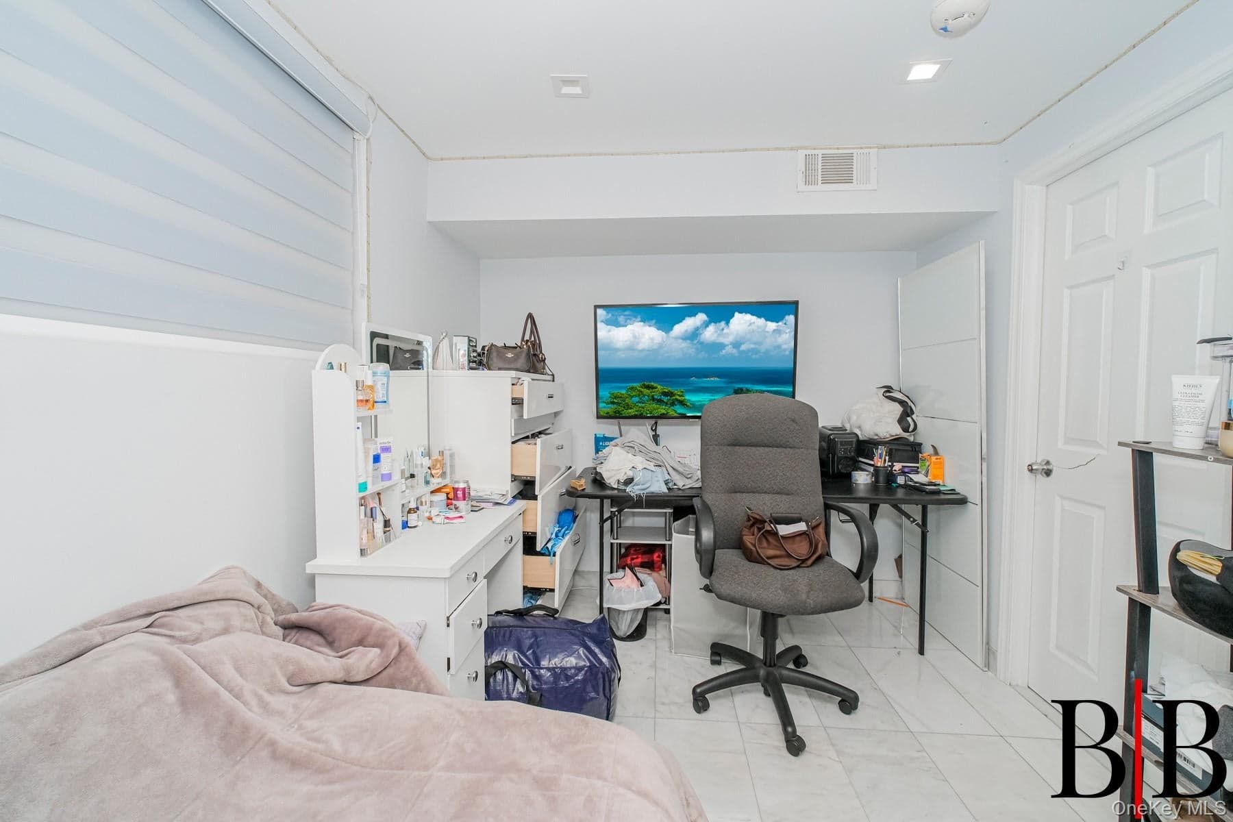 2161 E 72nd Street thumbnail 25