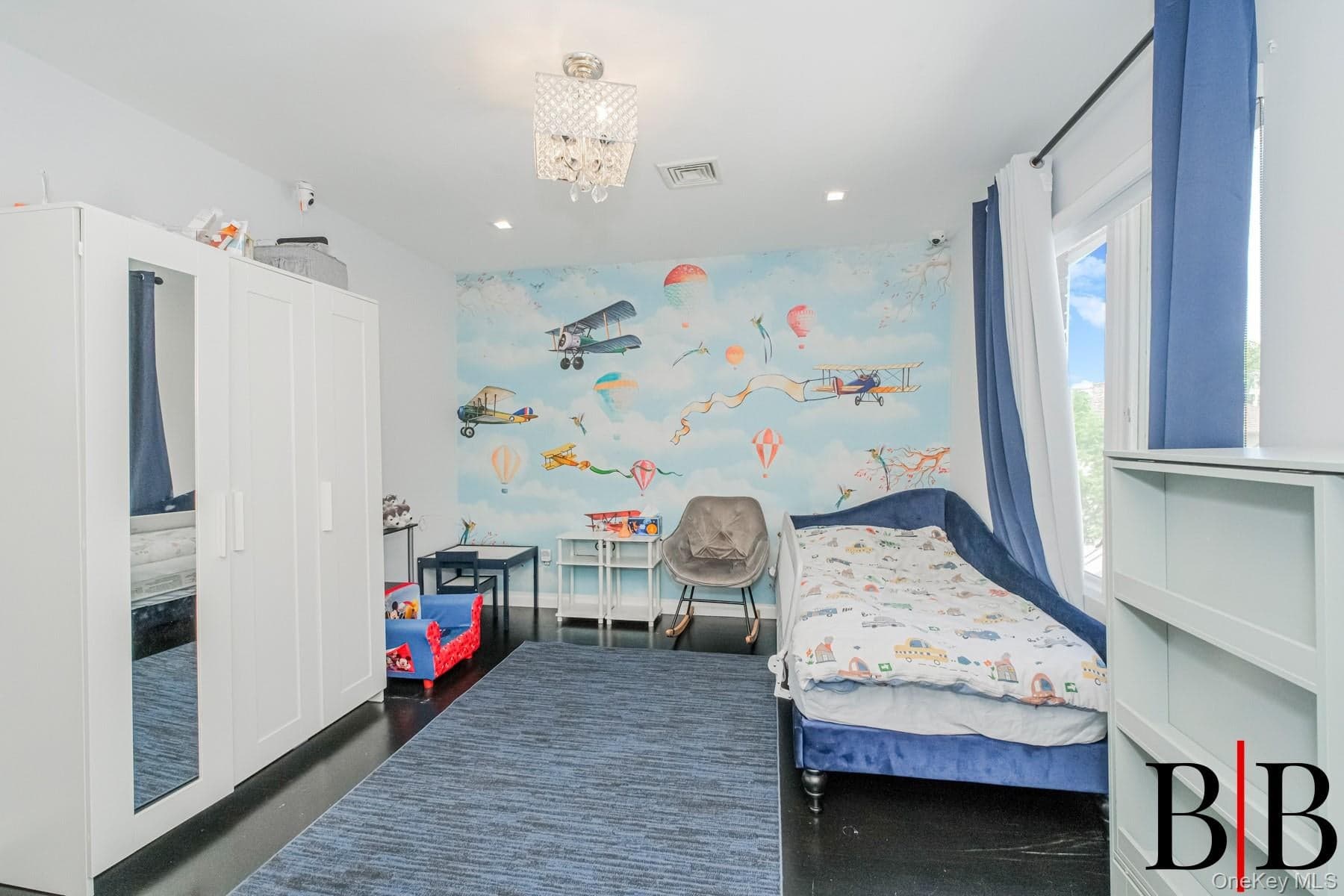 2161 E 72nd Street thumbnail 17