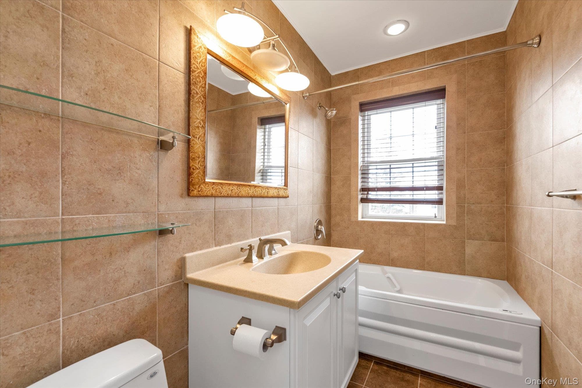 102 S Village Avenue Unit: 3B thumbnail 11