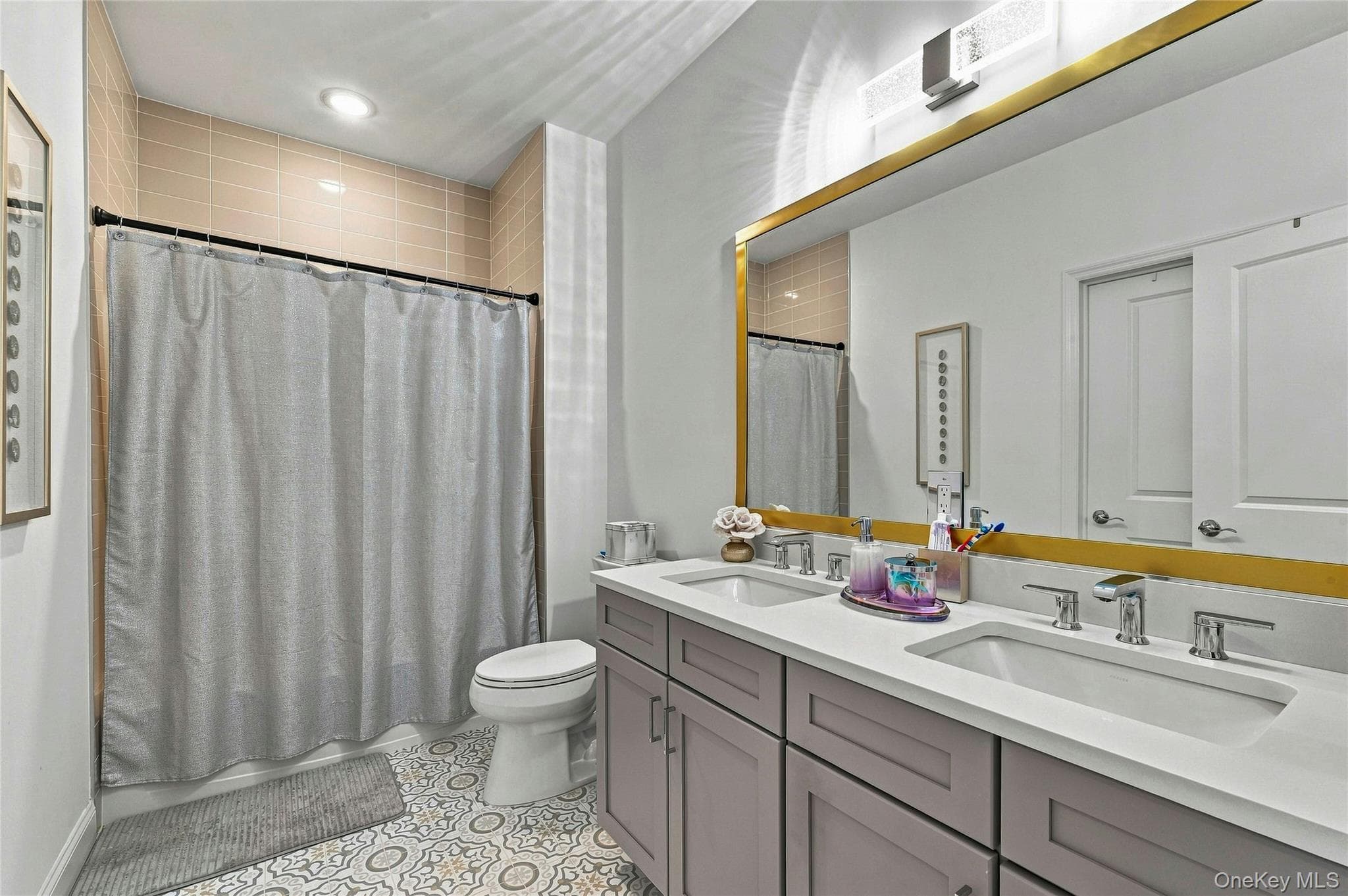 262 Silver Timber Drive thumbnail 16