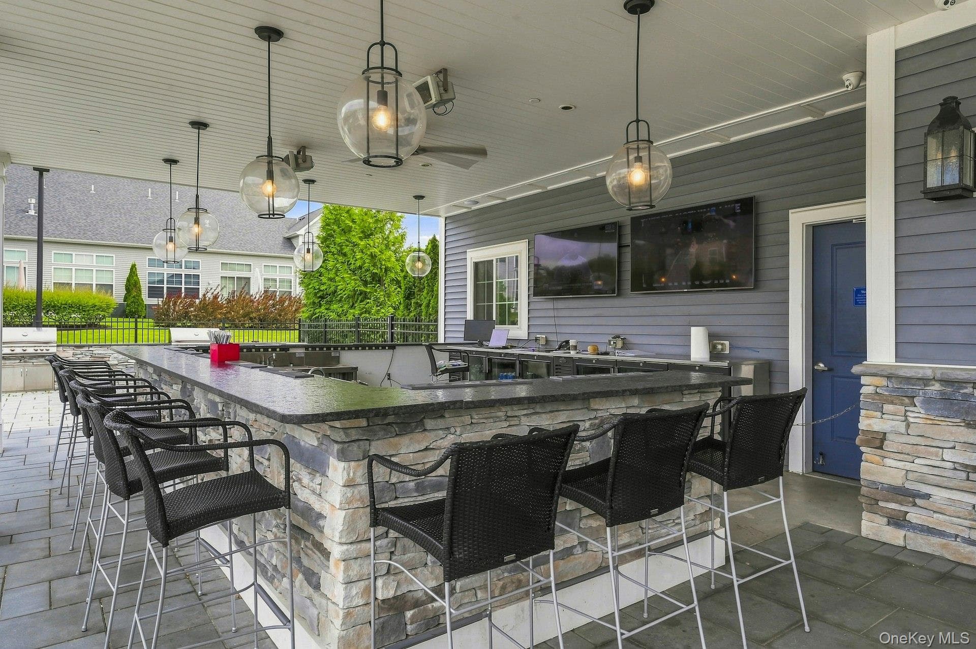 262 Silver Timber Drive thumbnail 28