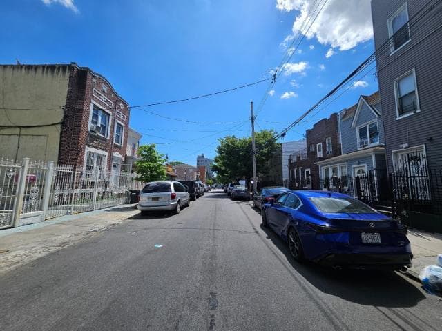 400 Linwood Street thumbnail 4