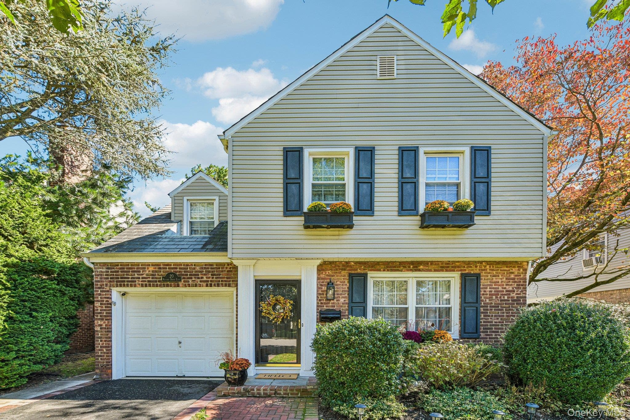20 Revere Drive photo 1