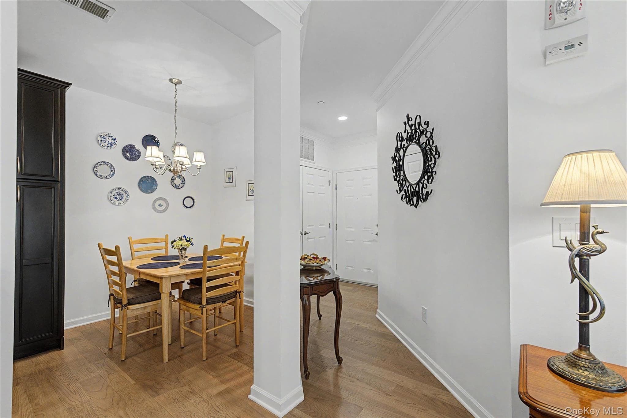 2806 Bennington Drive thumbnail 8