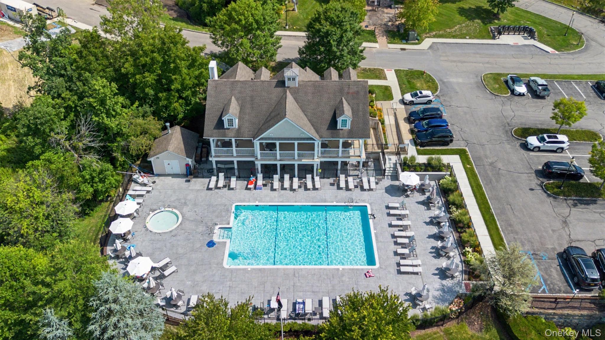 2806 Bennington Drive thumbnail 42