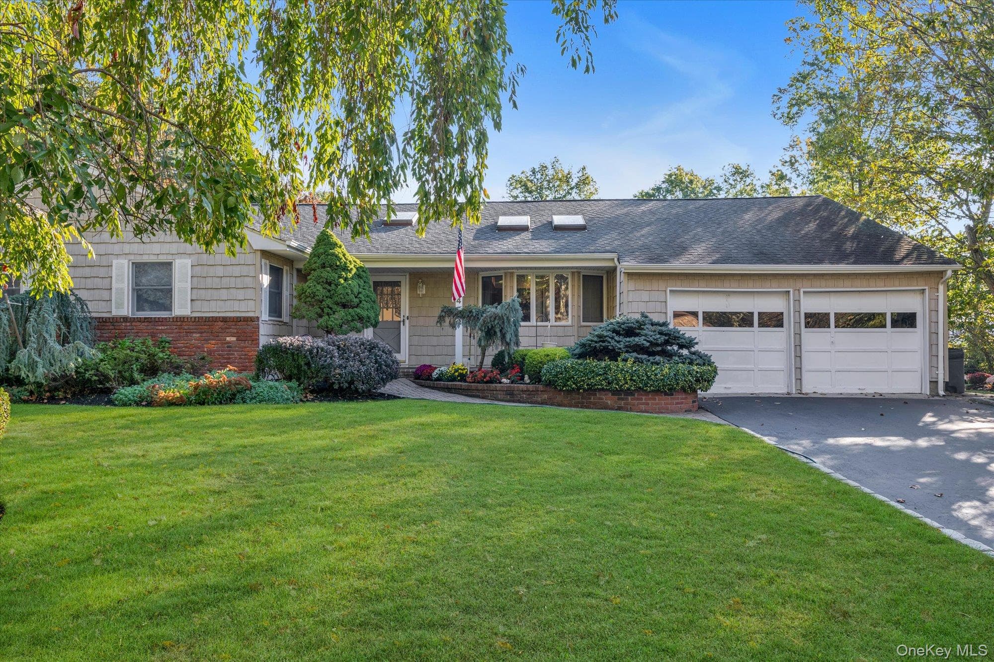 4 Partridge Lane, Huntington