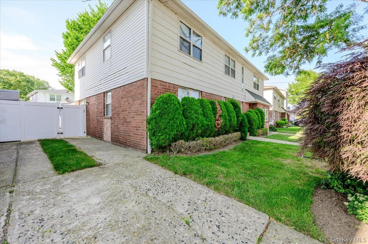 634 Jarvis Avenue thumbnail 28