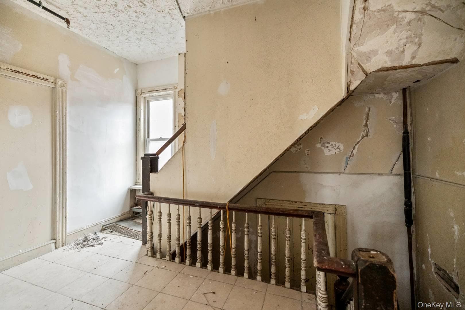 64 White Avenue thumbnail 18