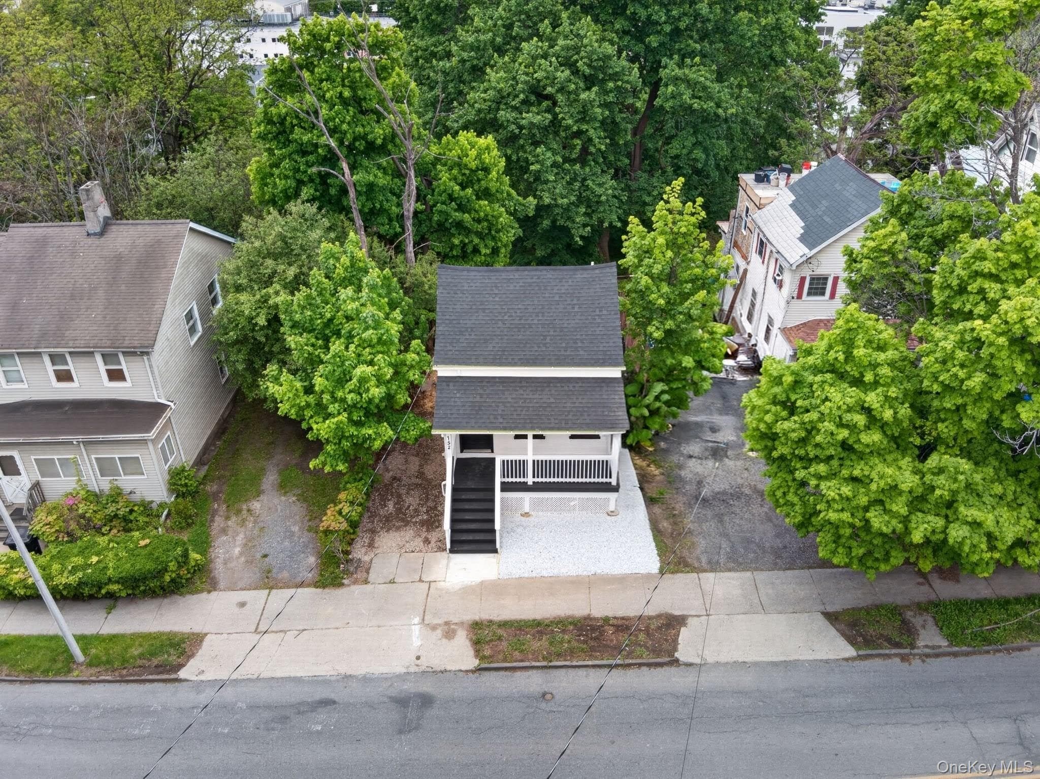 152 N Clinton Street thumbnail 22