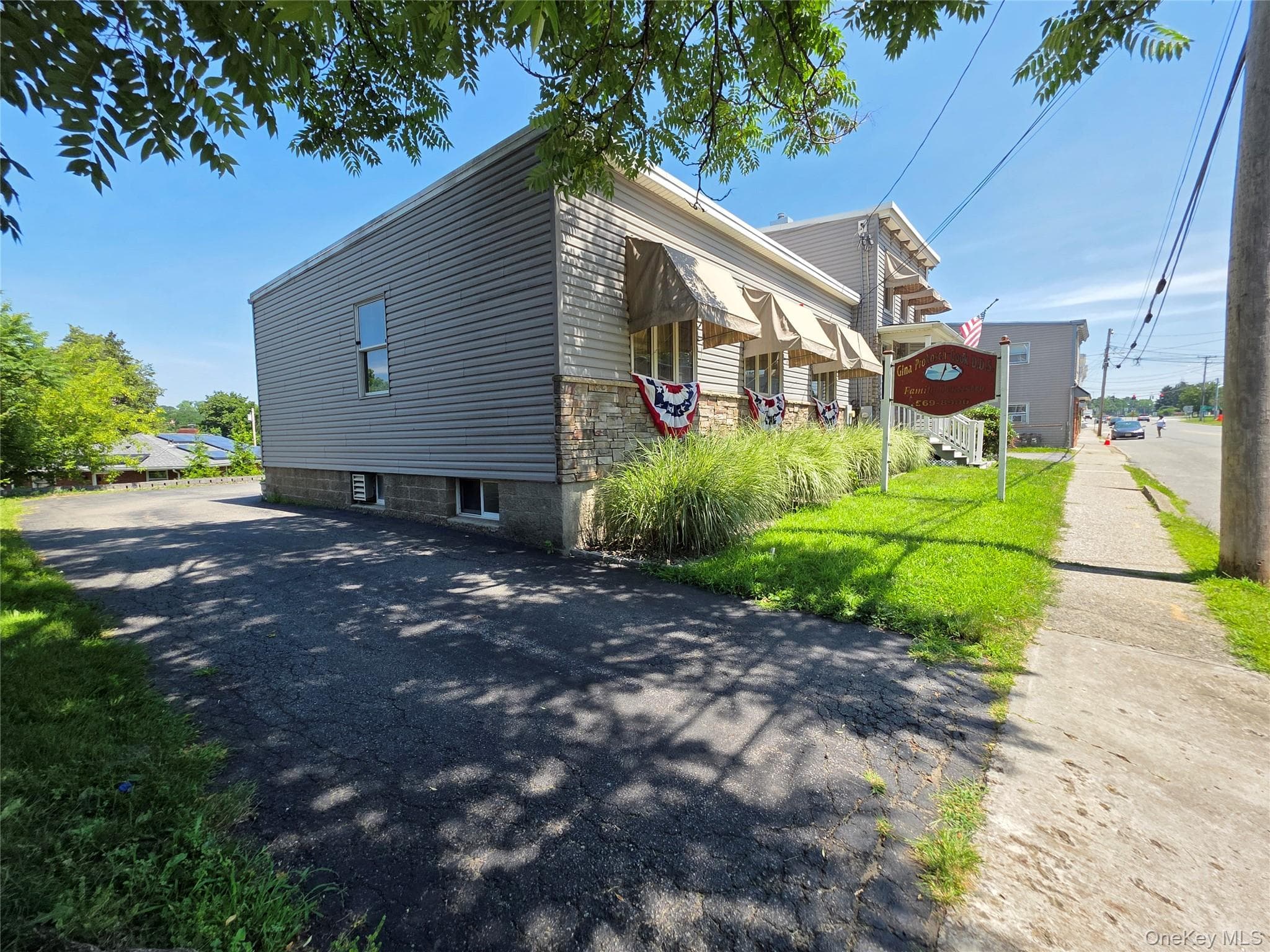 45 Quassaick Avenue thumbnail 2