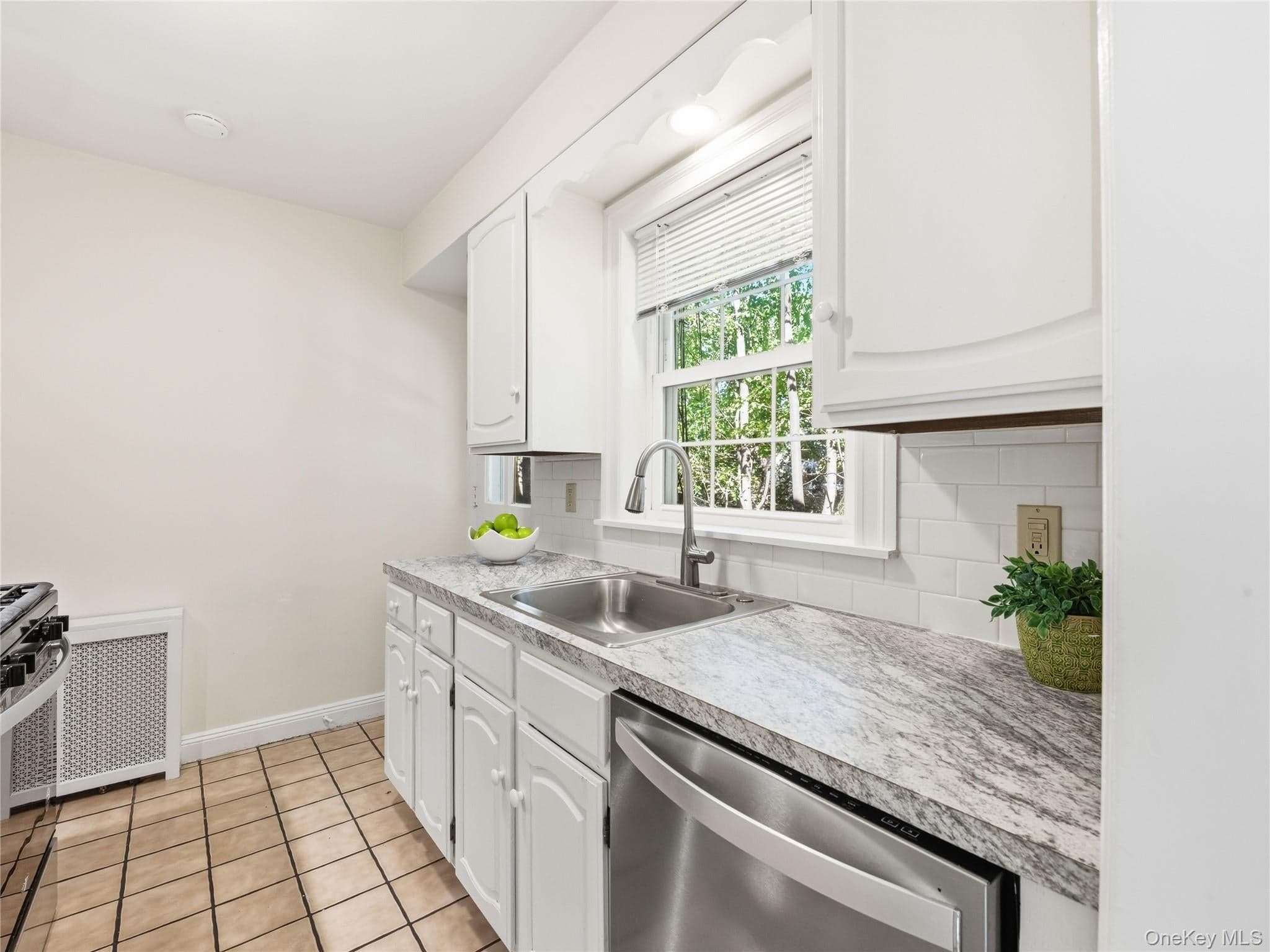 37 & 38 Bayview Court thumbnail 9