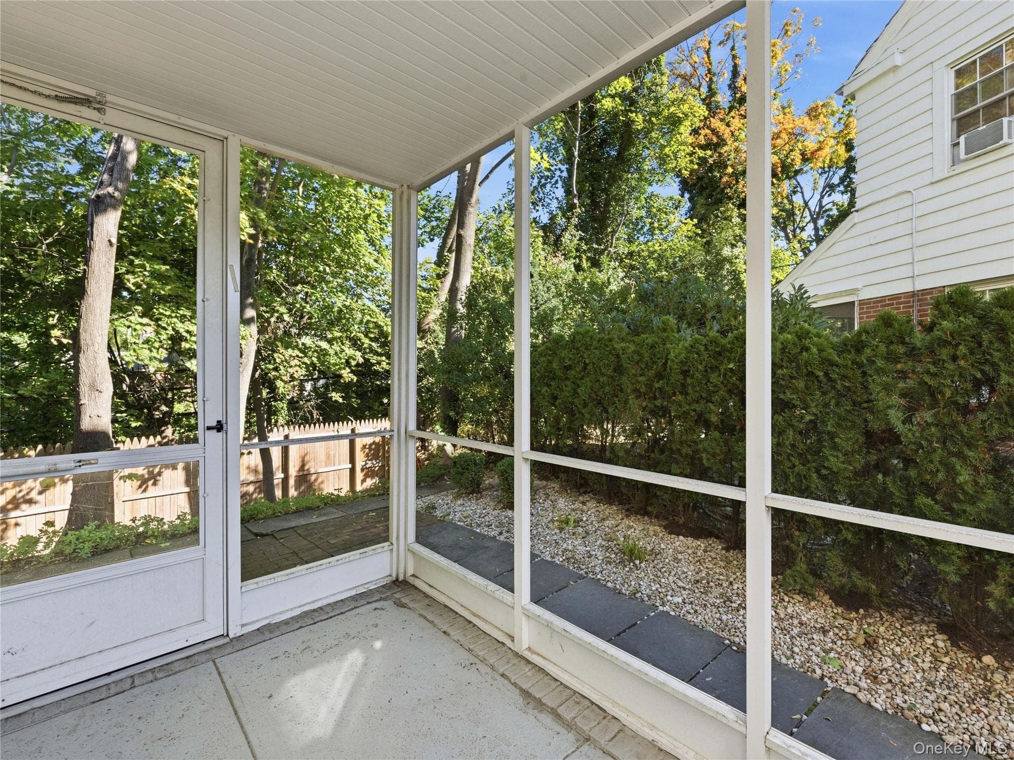 37 & 38 Bayview Court thumbnail 11
