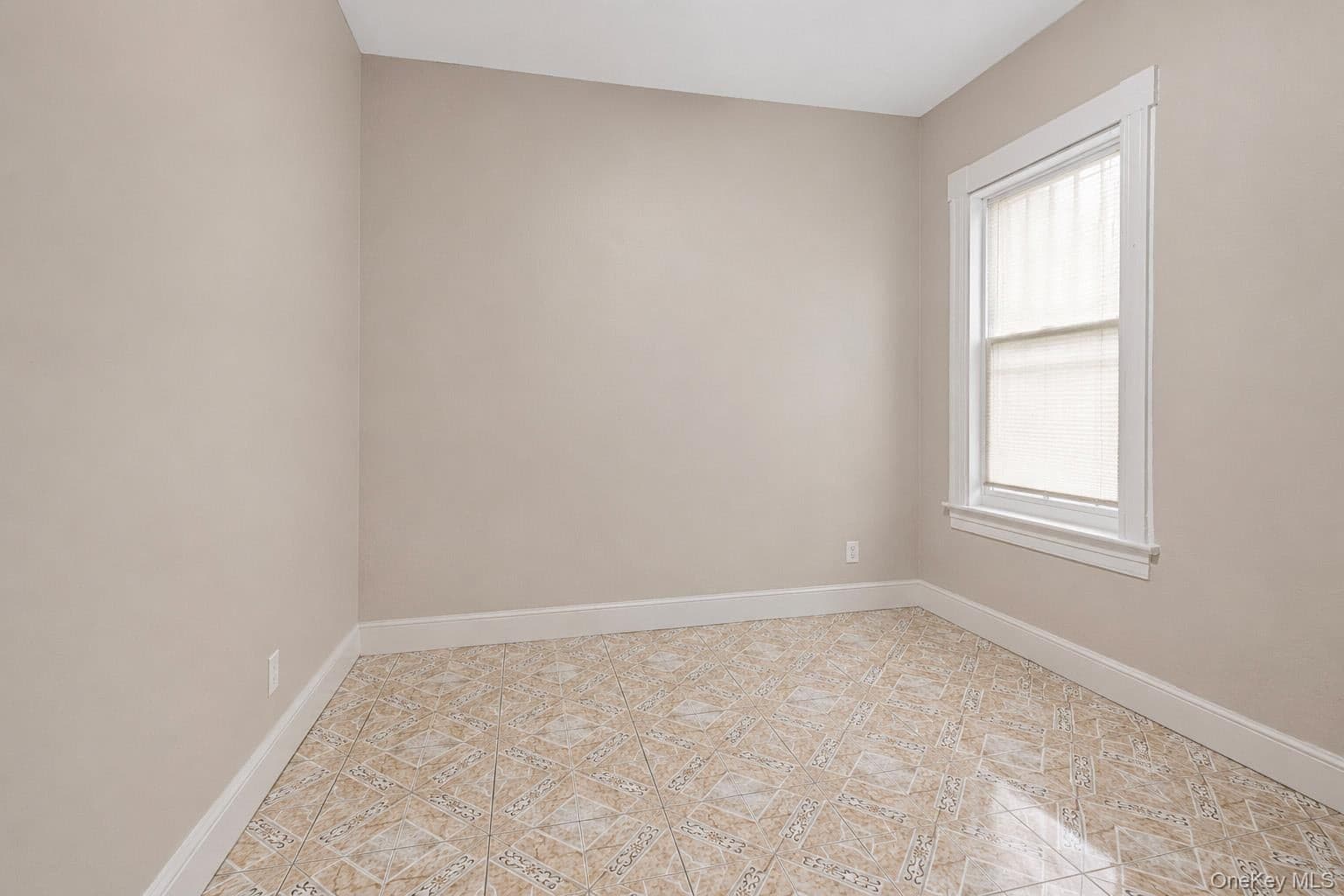 123 Oliver Avenue thumbnail 17