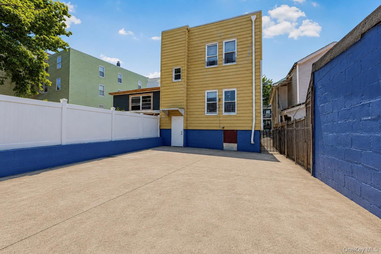 123 Oliver Avenue thumbnail 4