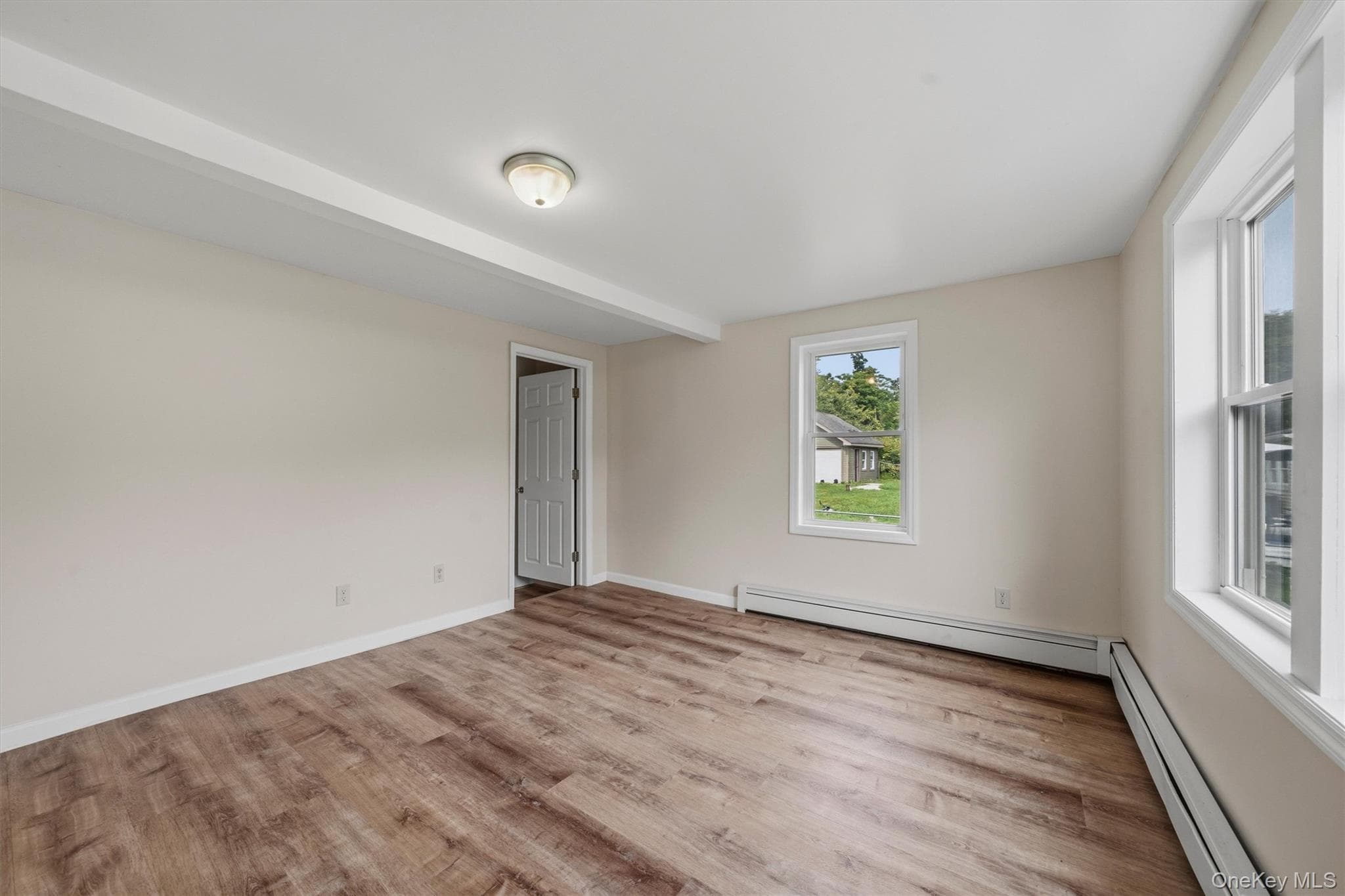 11 Strack Road thumbnail 7