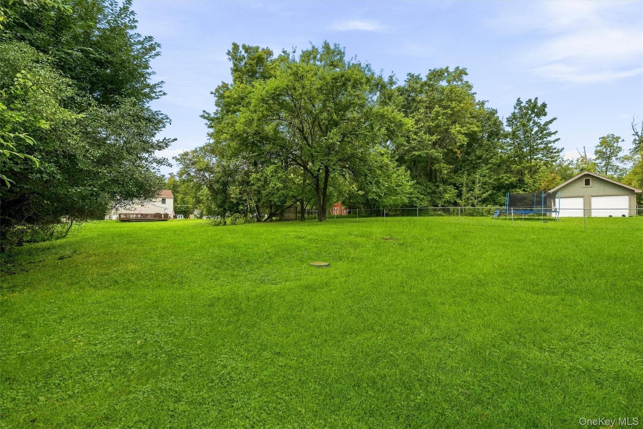 11 Strack Road thumbnail 41