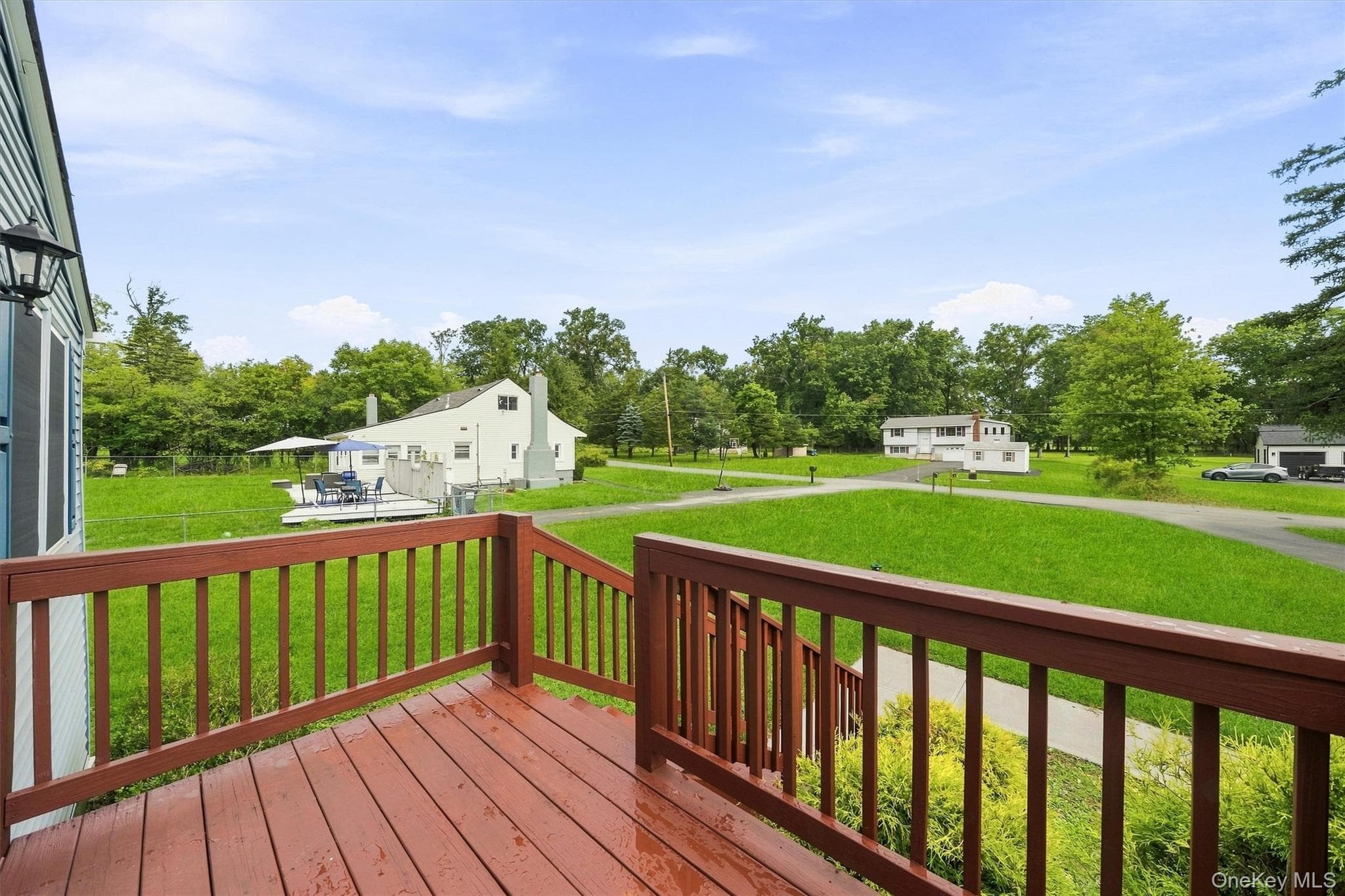 11 Strack Road thumbnail 5