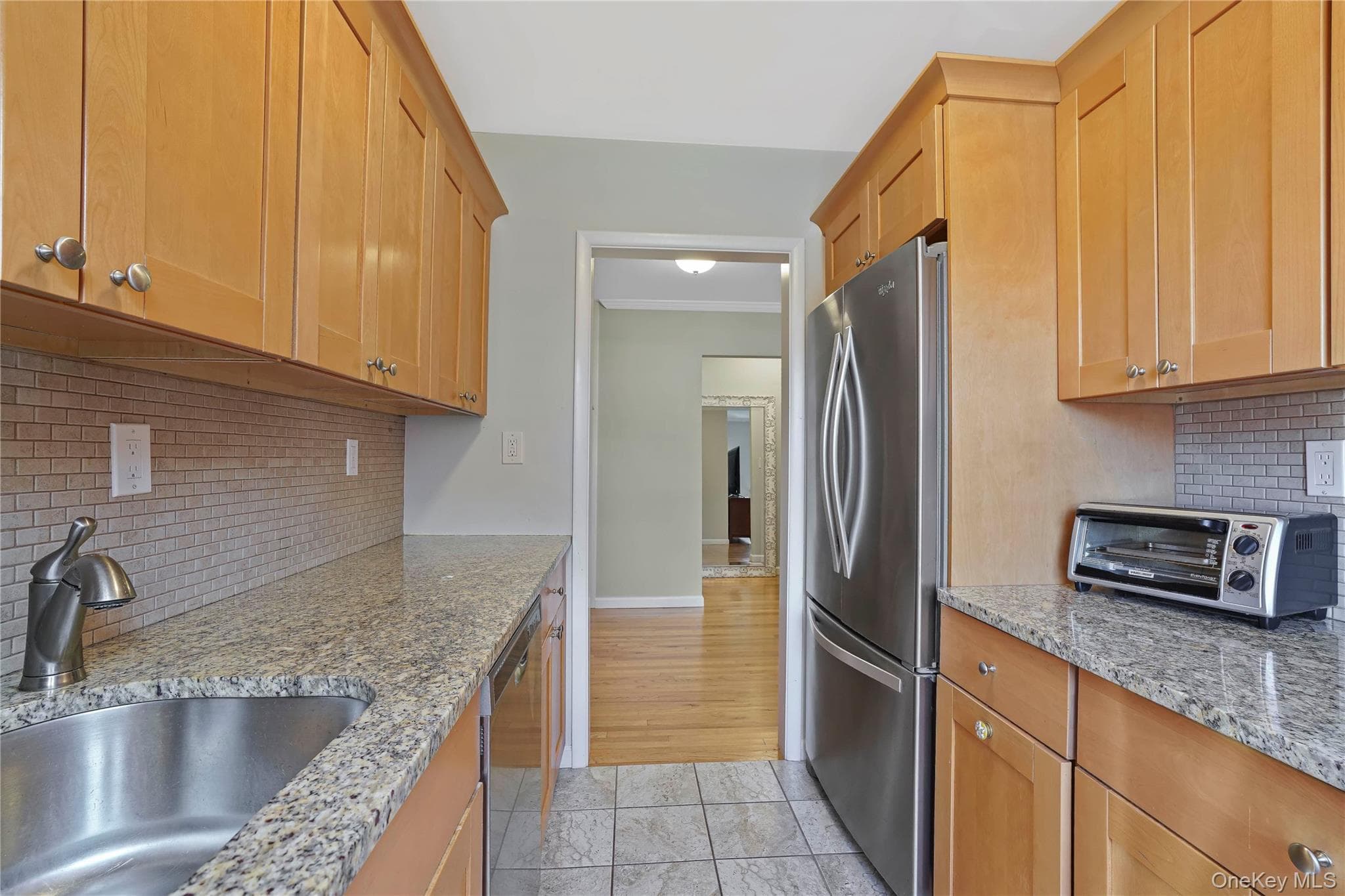 125 Beacon Hill Drive Unit: F-11 thumbnail 4