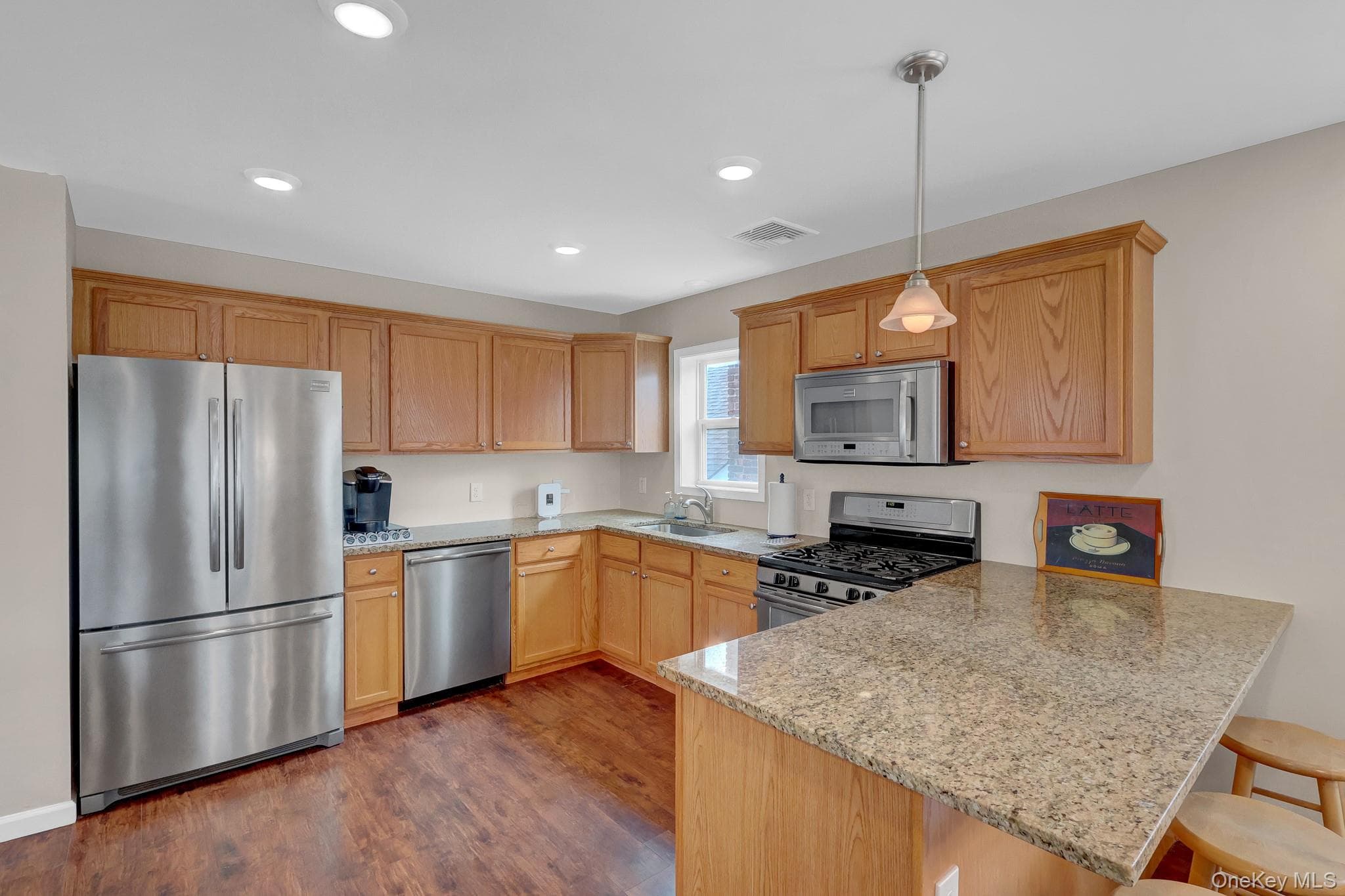 72 Arizona Avenue thumbnail 9