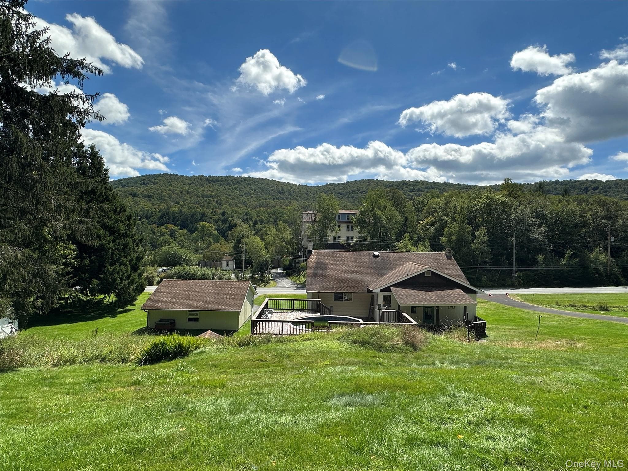 979 Debruce Road thumbnail 11