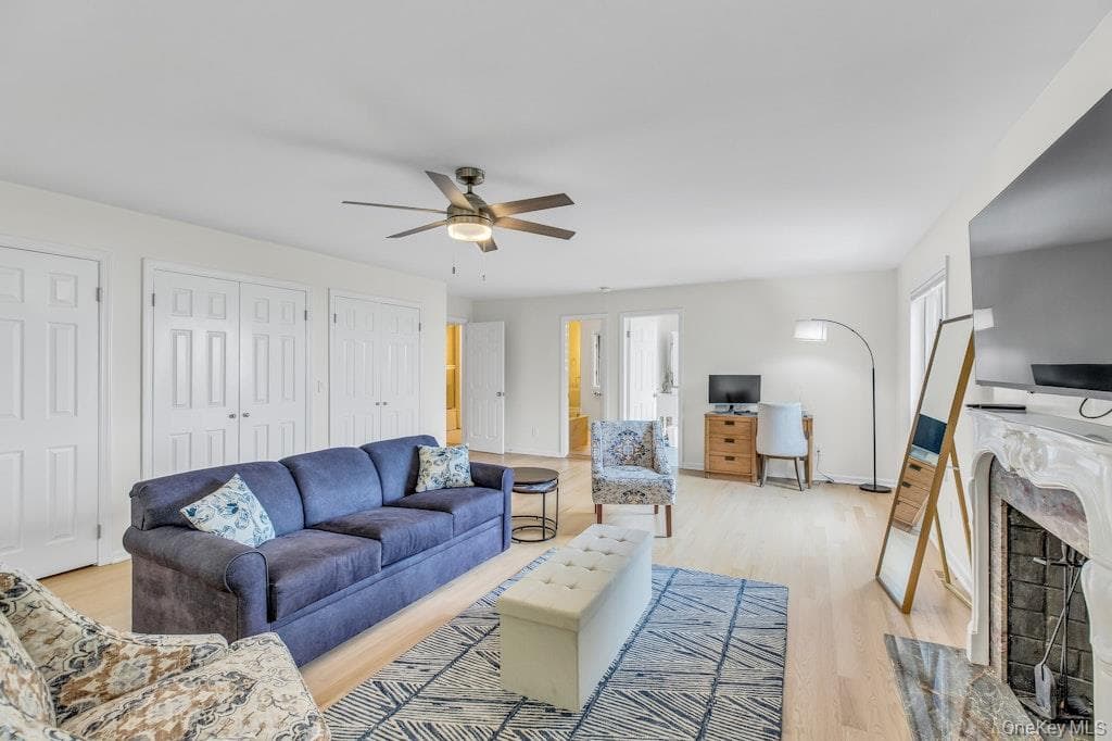 3645 and 3651 Soundview Avenue thumbnail 19