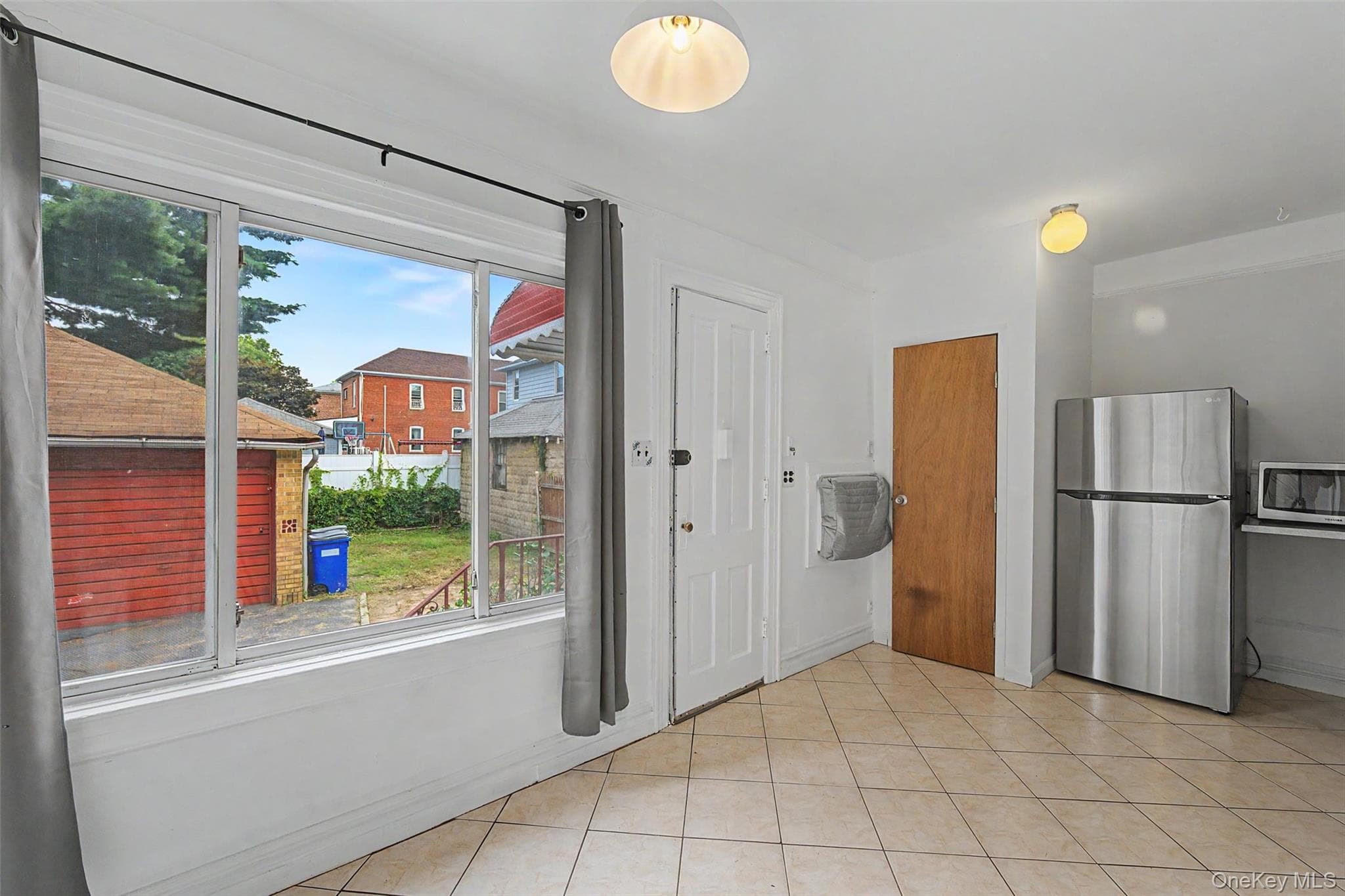1085 Sackett Avenue thumbnail 27
