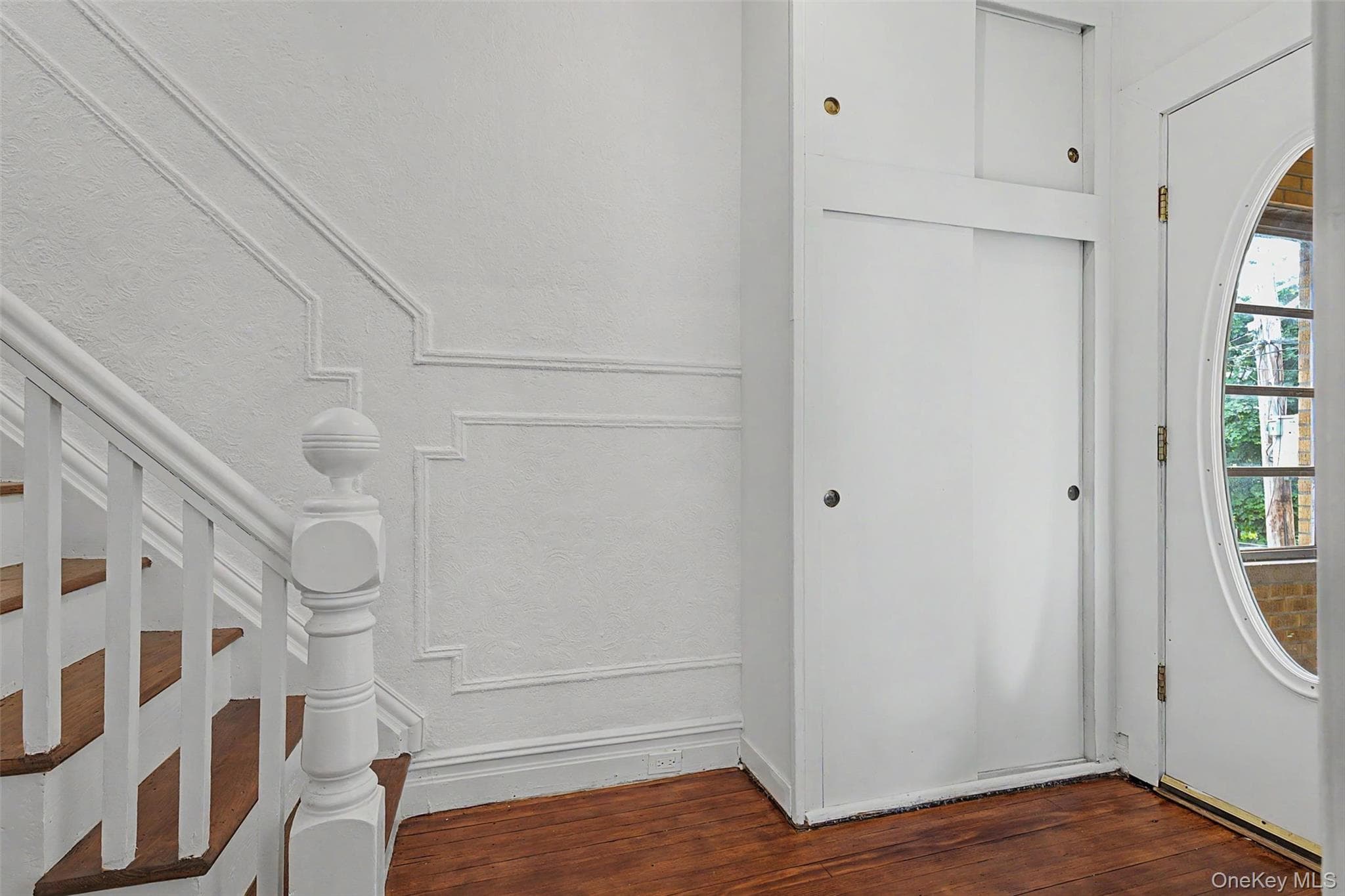1085 Sackett Avenue thumbnail 10