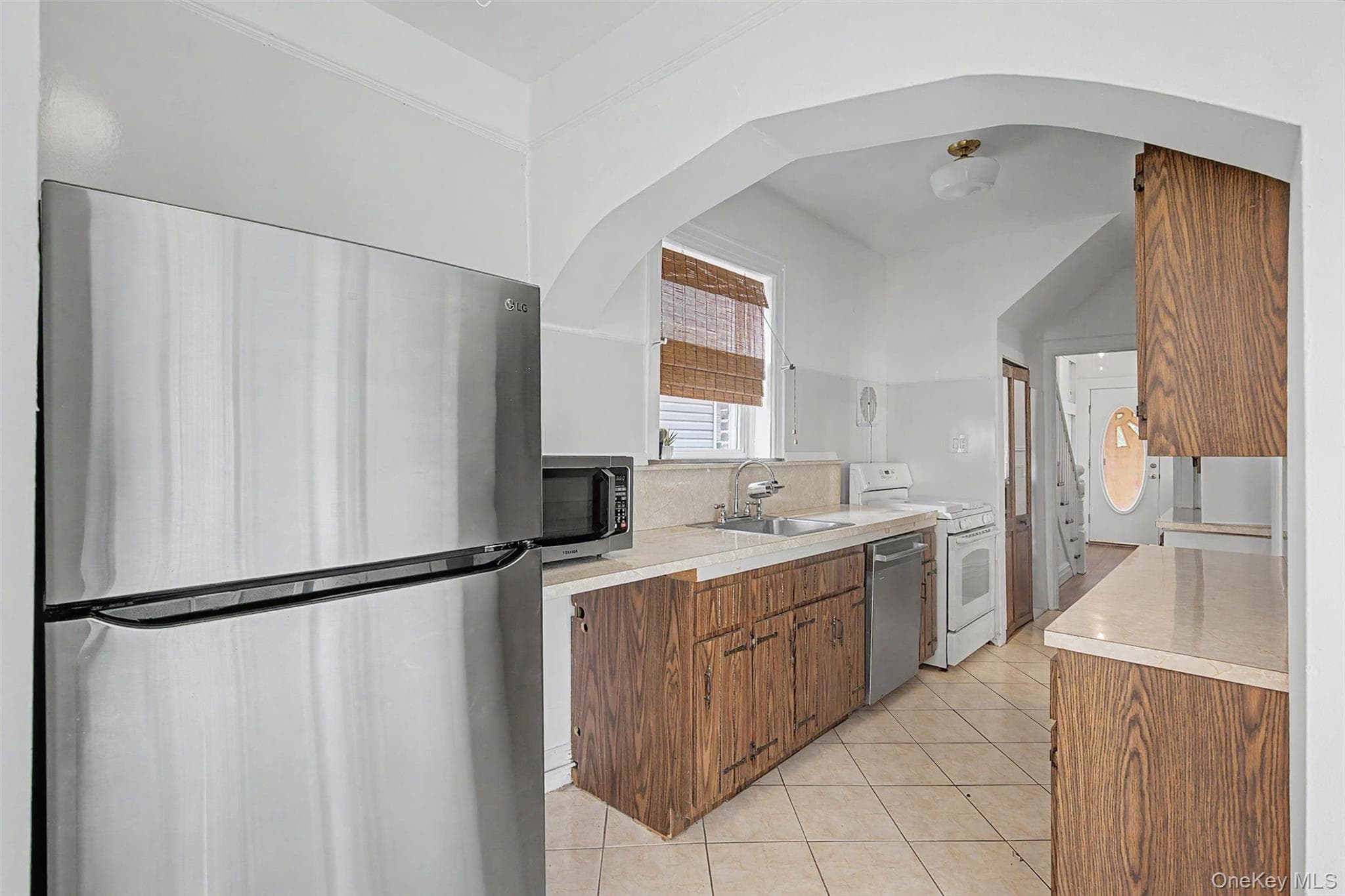 1085 Sackett Avenue thumbnail 22