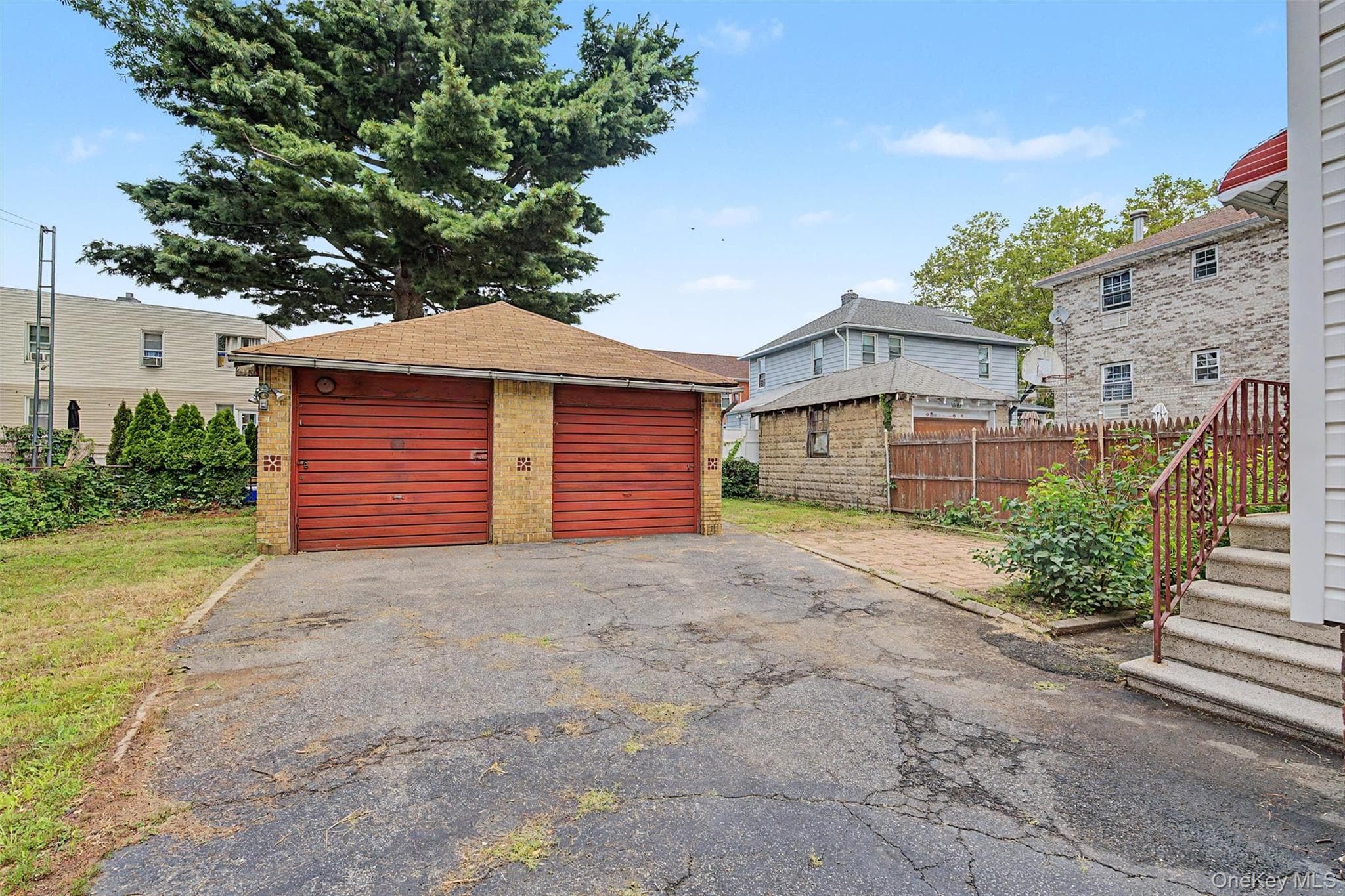 1085 Sackett Avenue thumbnail 7