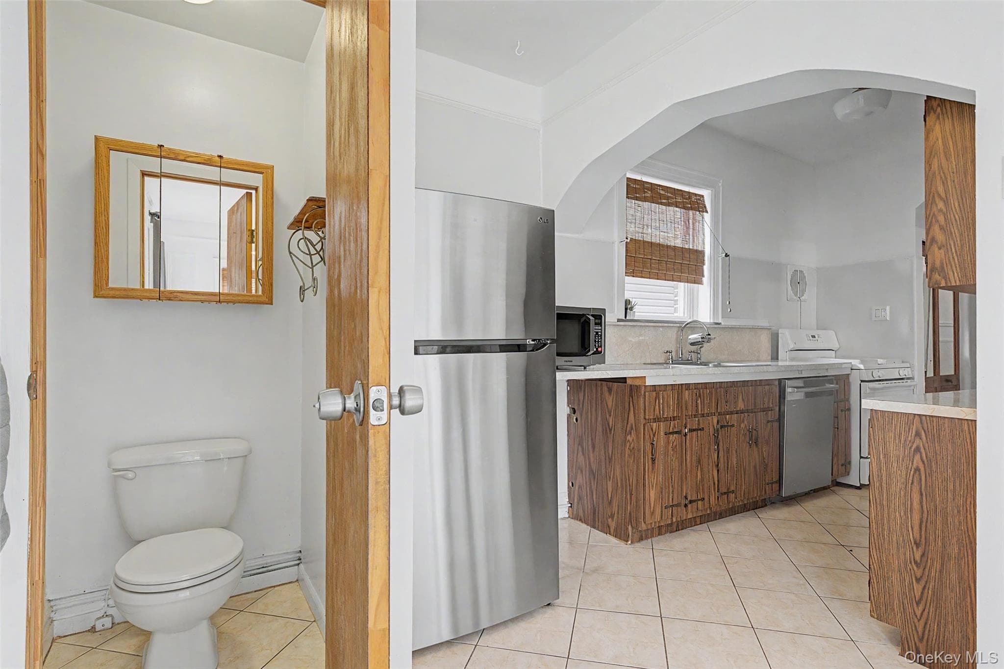 1085 Sackett Avenue thumbnail 30