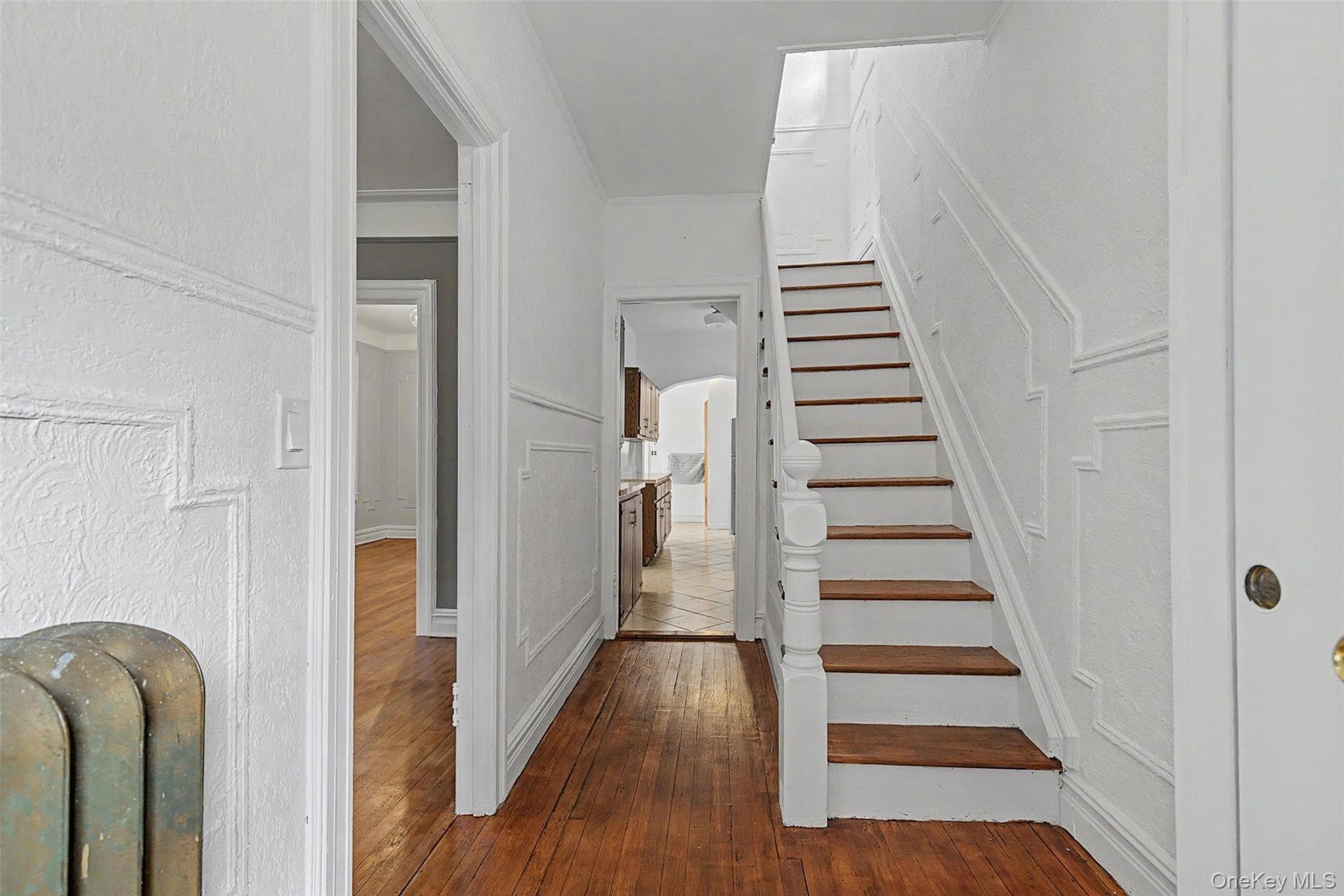 1085 Sackett Avenue thumbnail 11