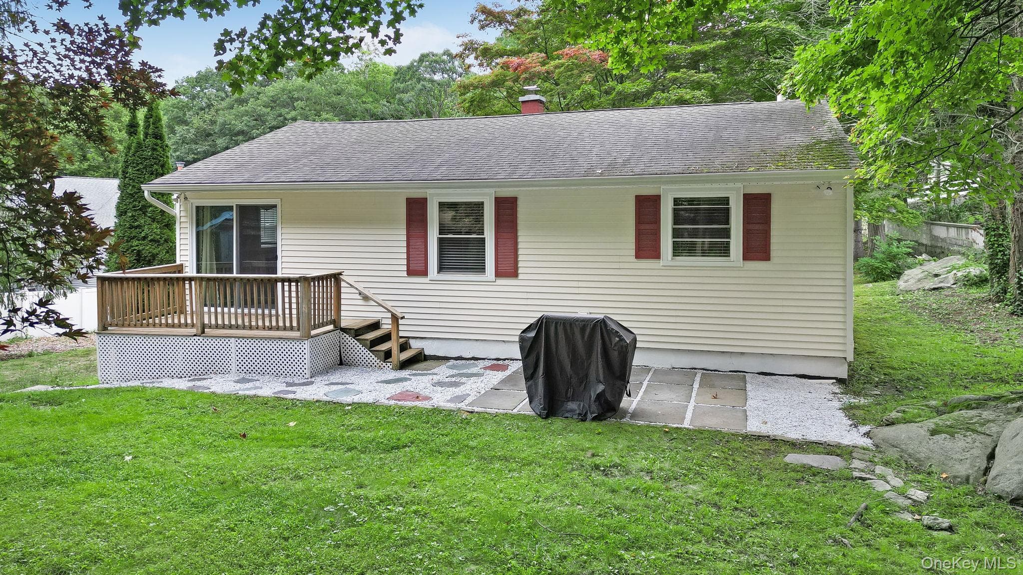 13 Arbutus Street thumbnail 9