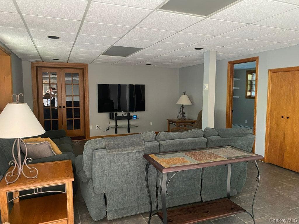 104 Ayers Court thumbnail 23