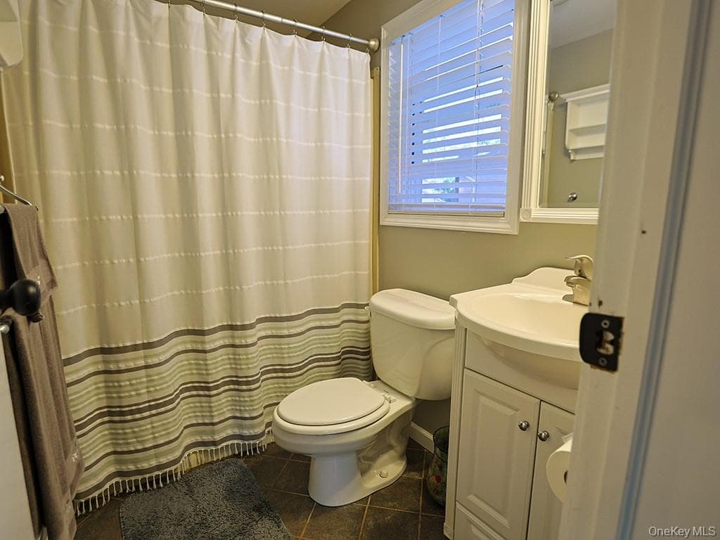 104 Ayers Court thumbnail 19
